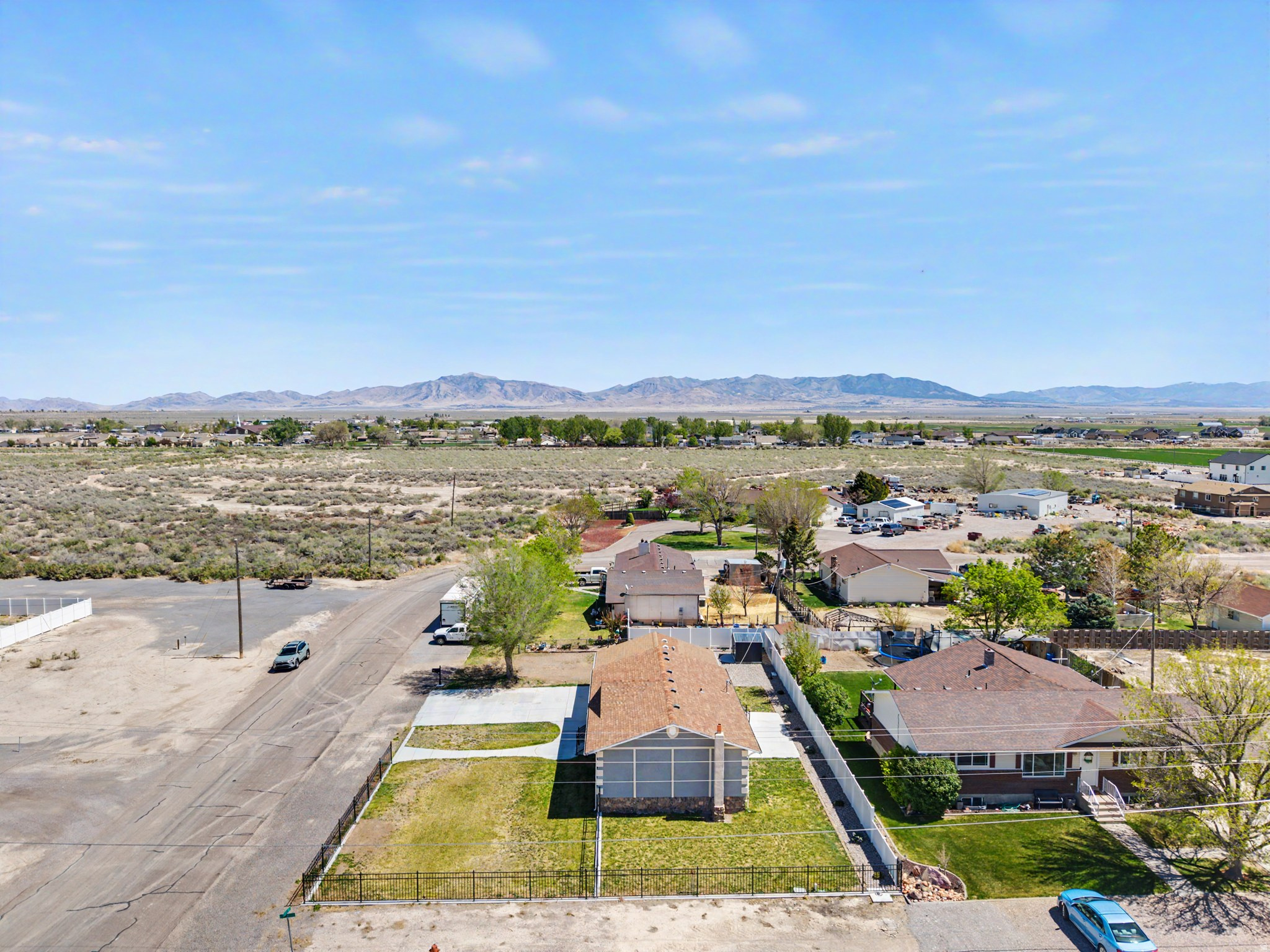 main property photo 24