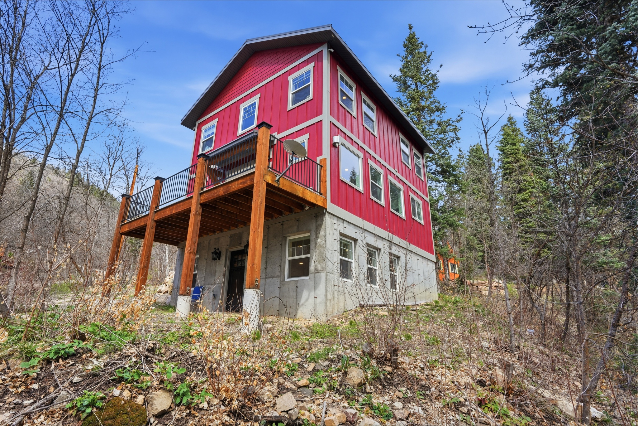 main property photo 27