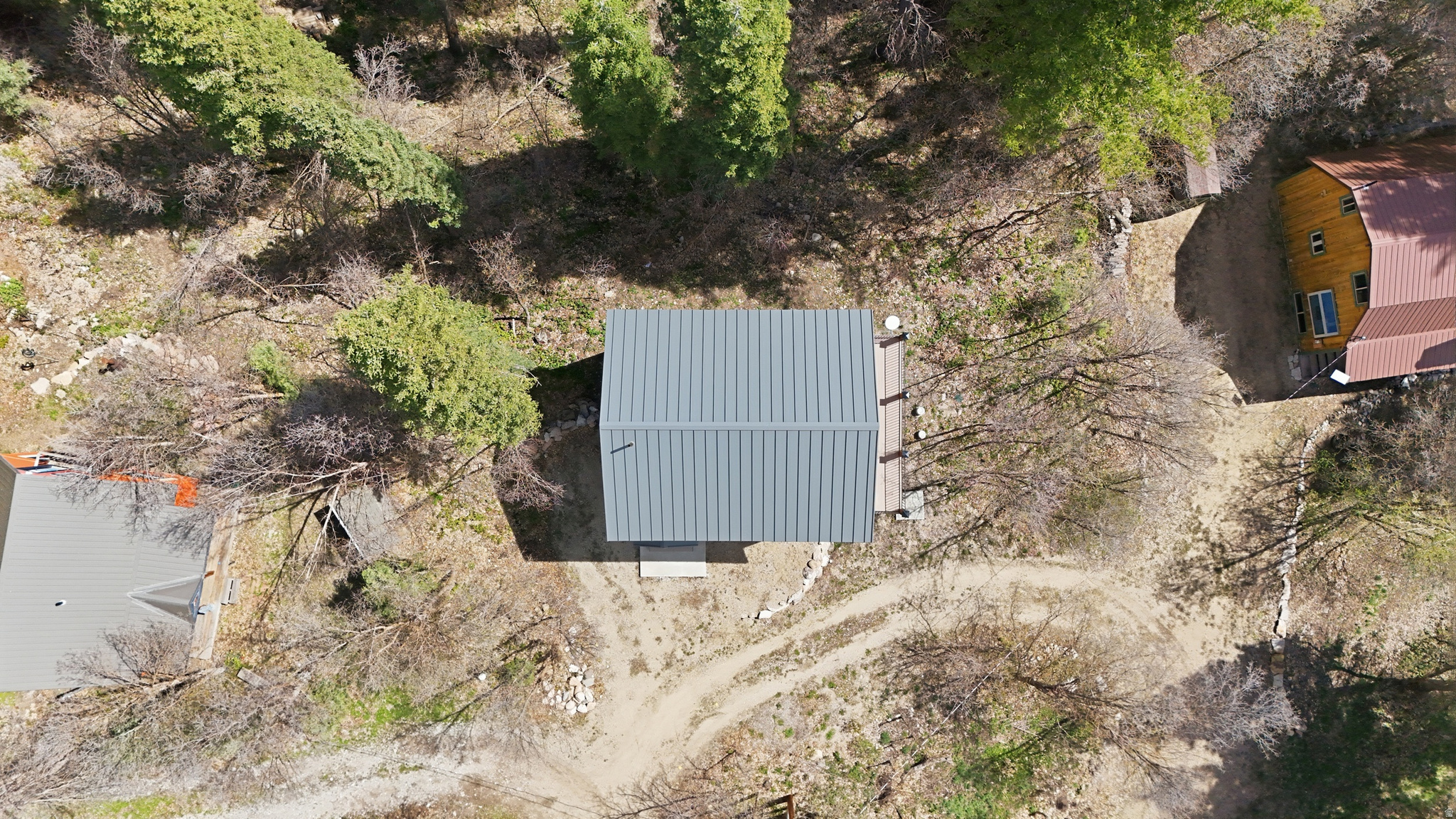 main property photo 31