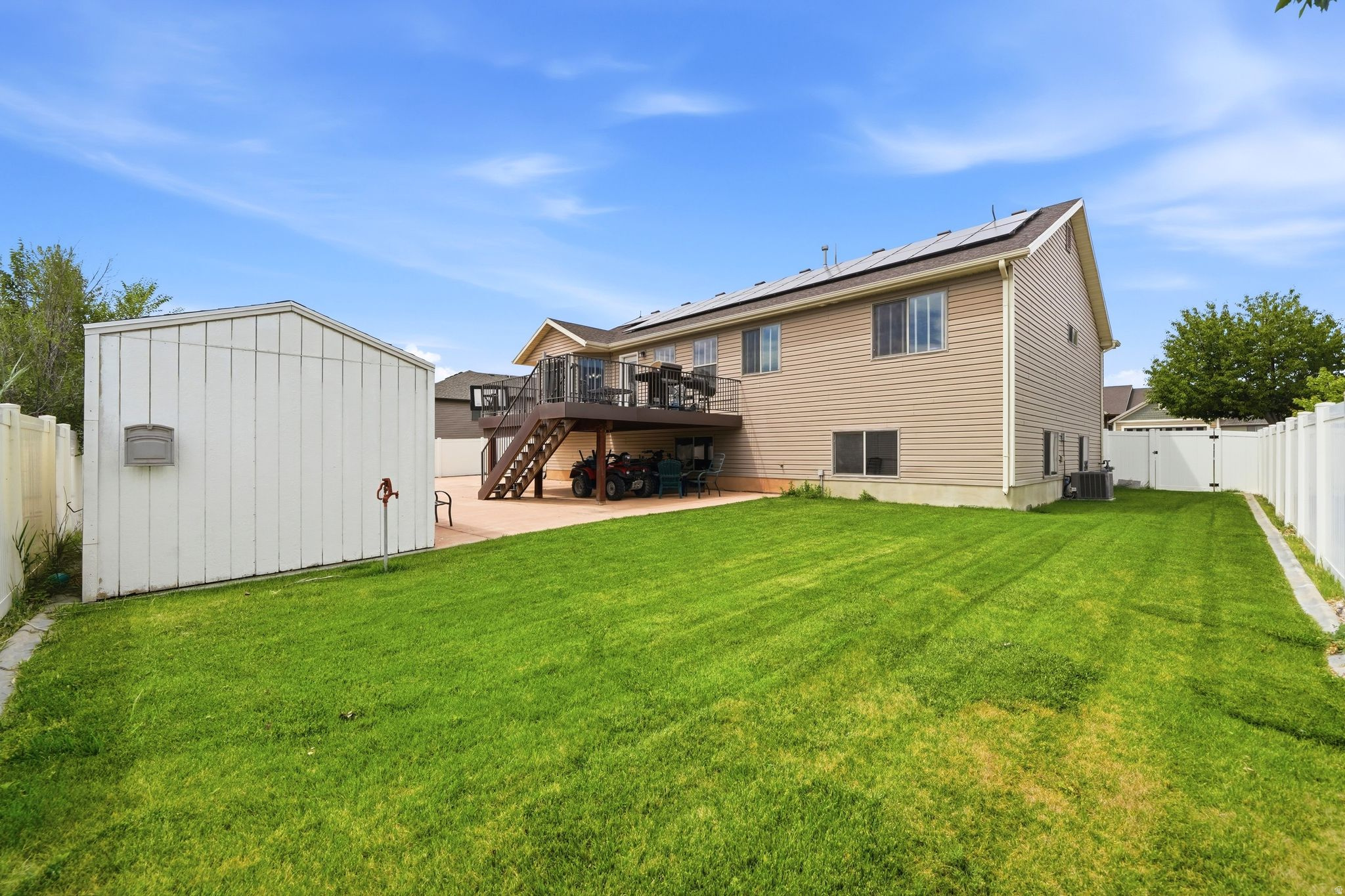 main property photo 15