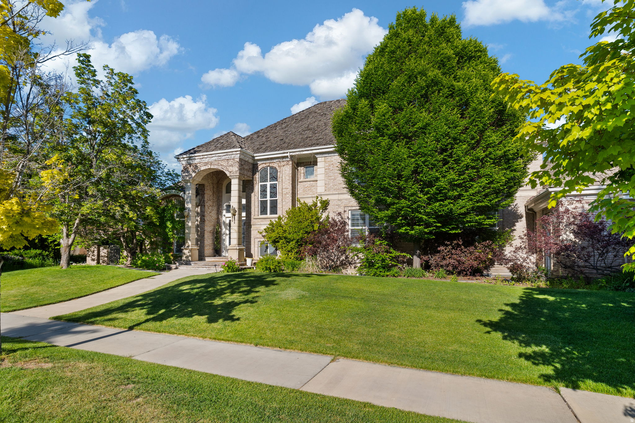 main property photo 111