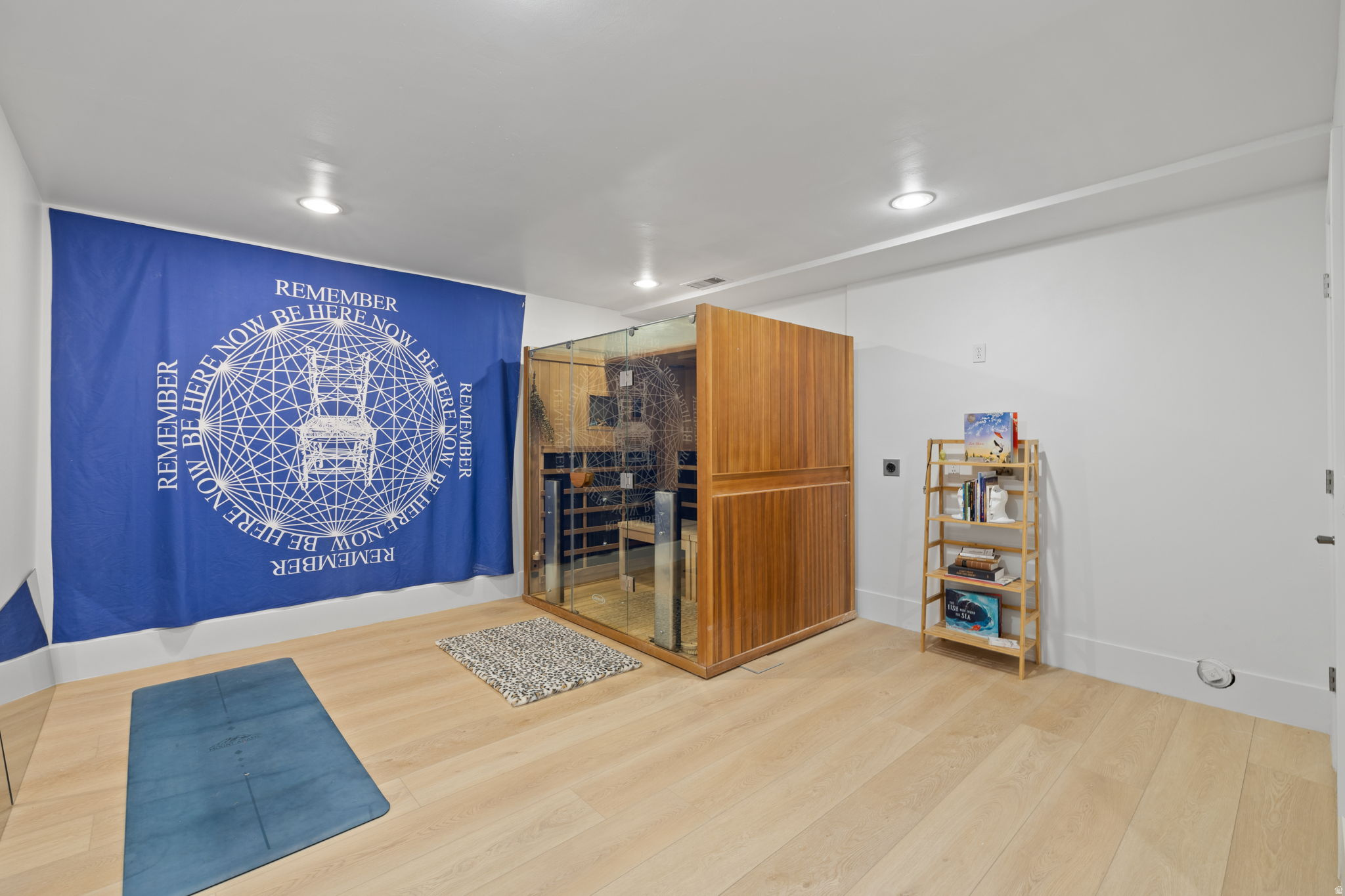 main property photo 79