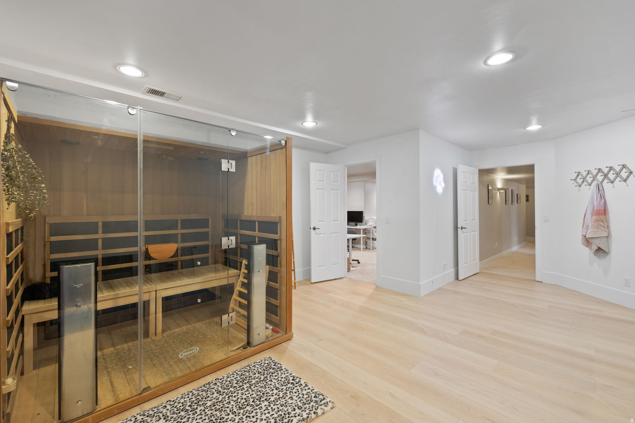 main property photo 80