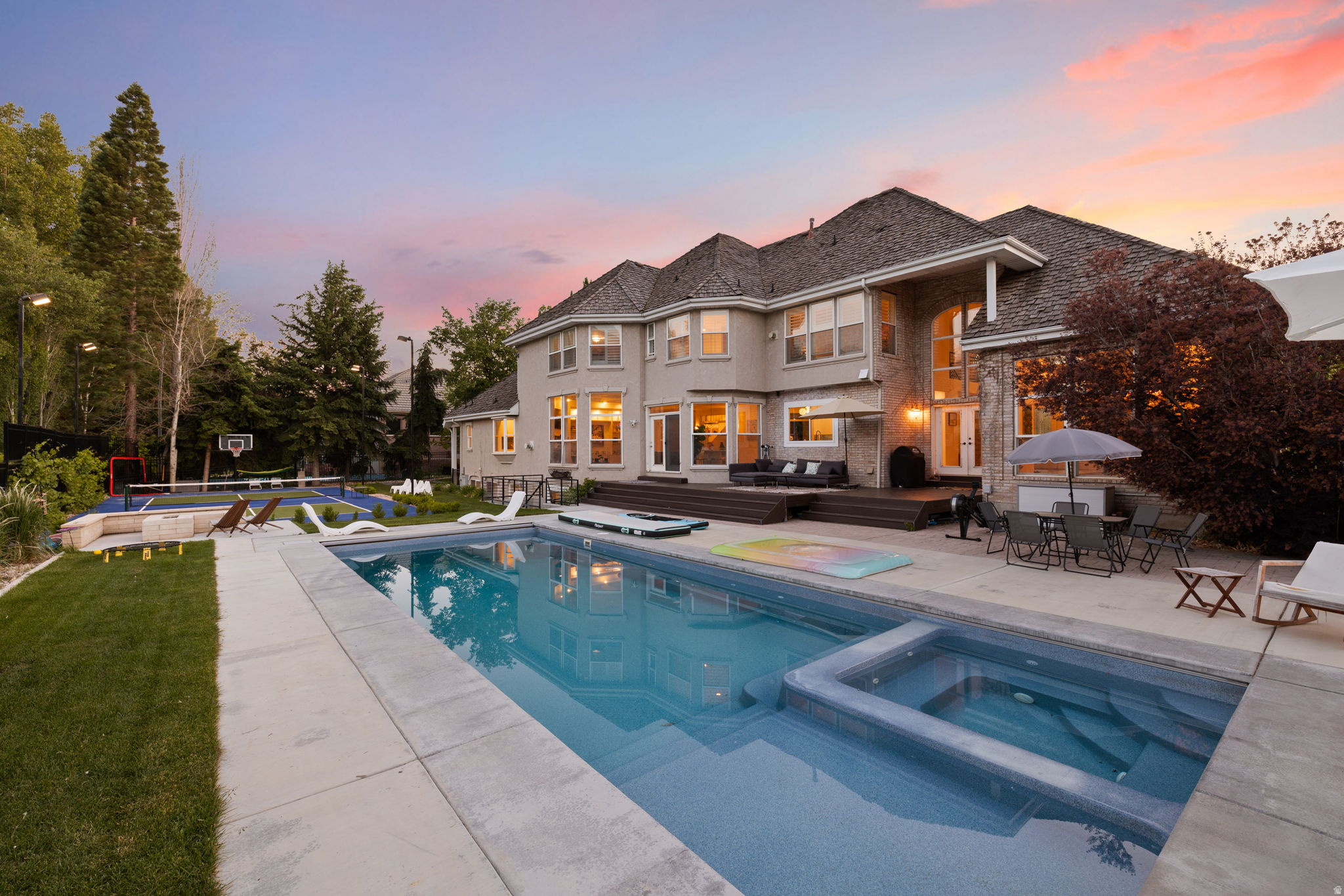 main property photo 92