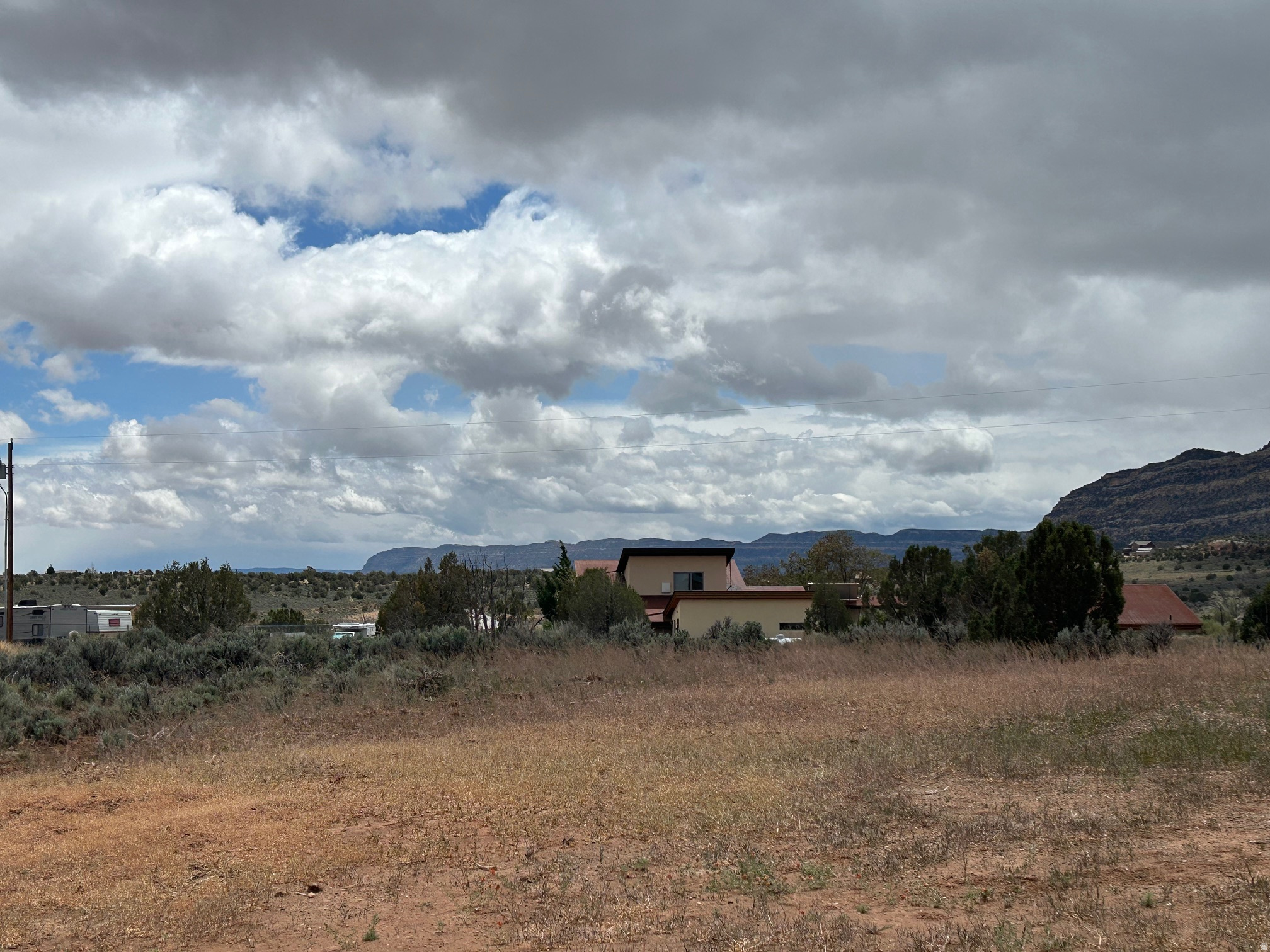 main property photo 3