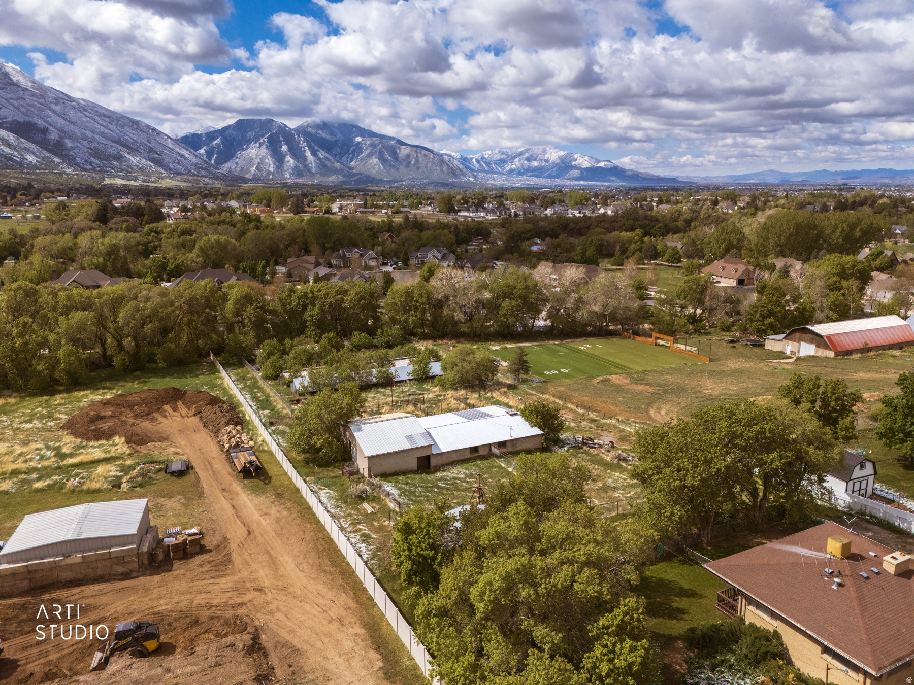 main property photo 8