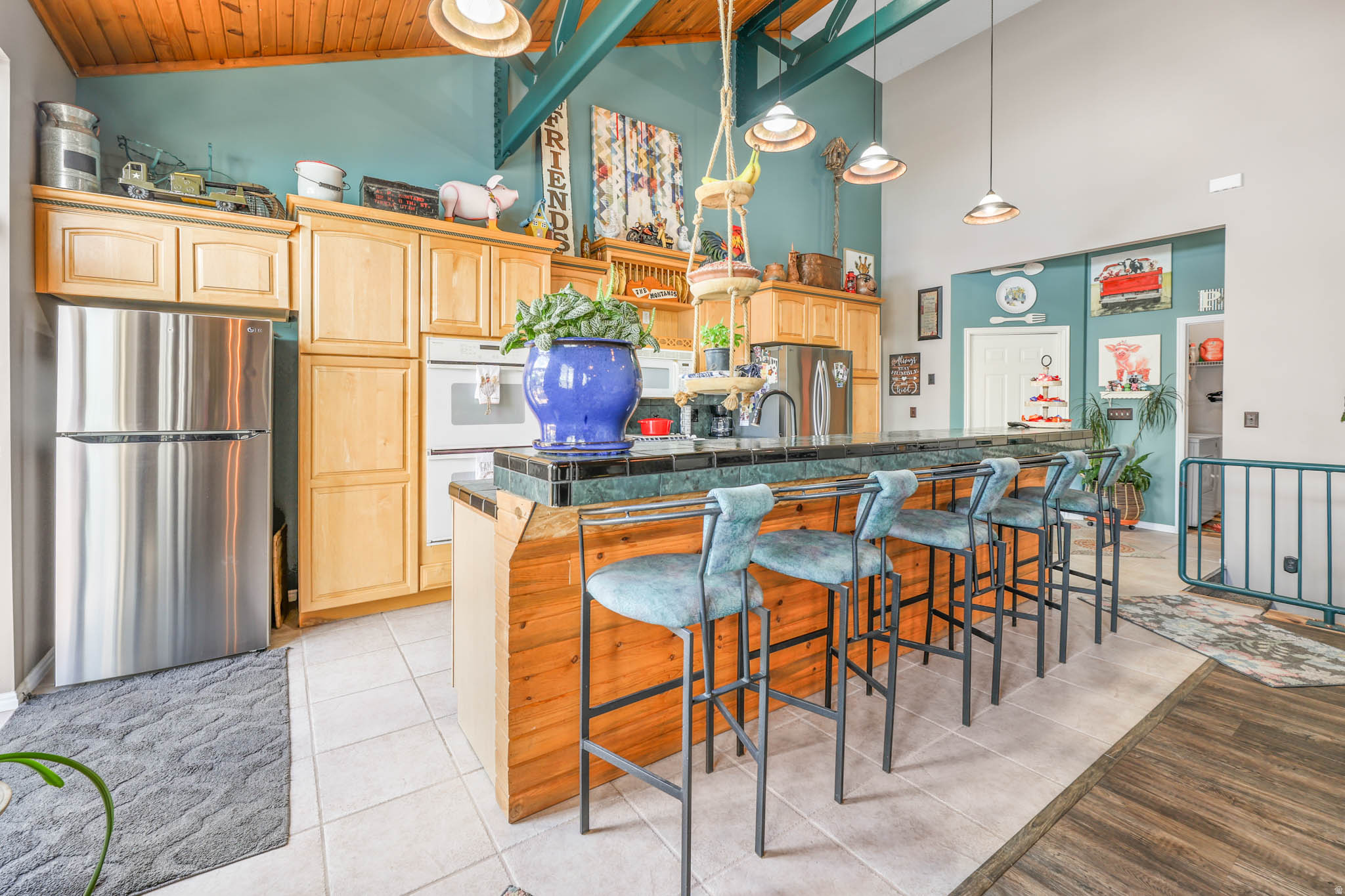 main property photo 22
