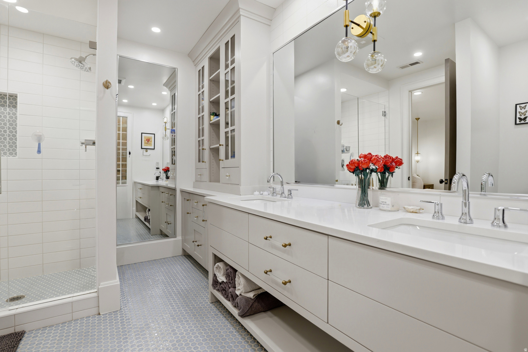 main property photo 74