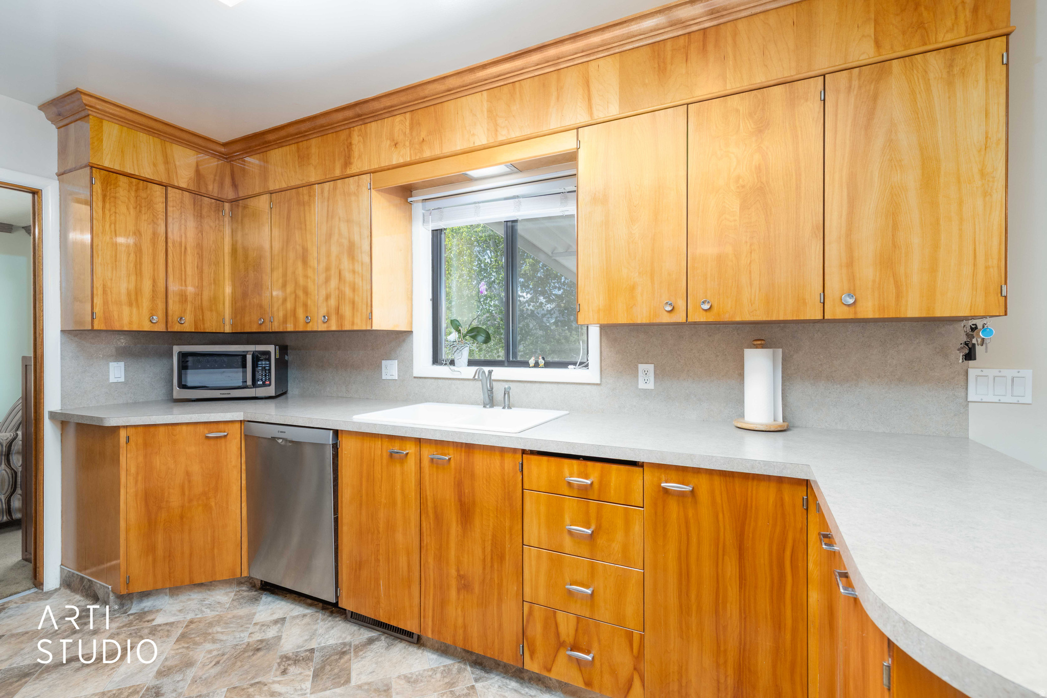 main property photo 20