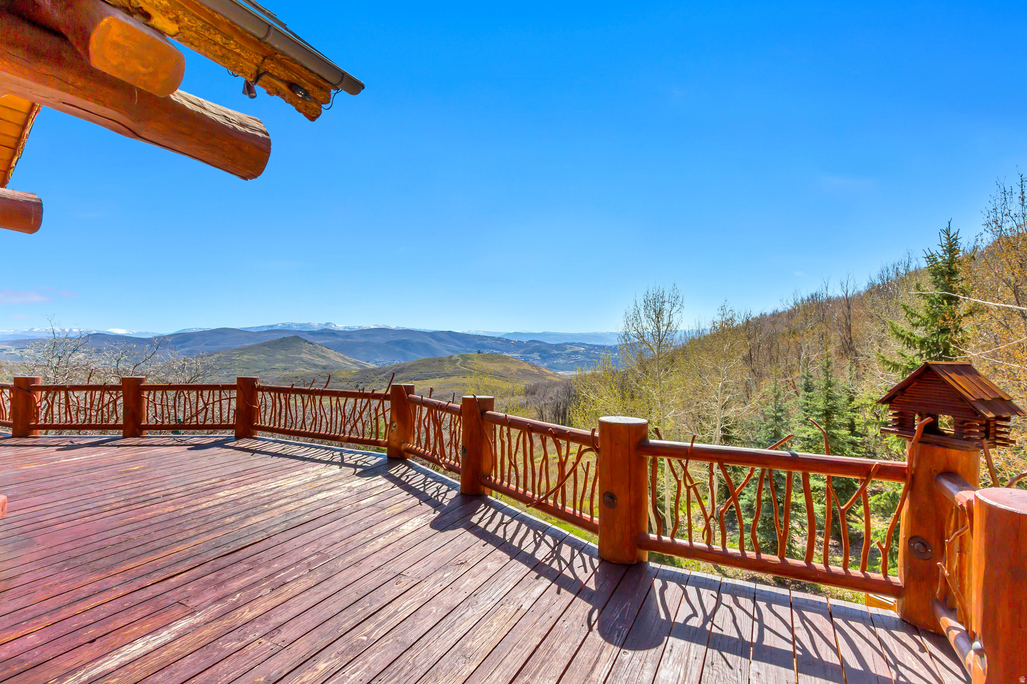 main property photo 78