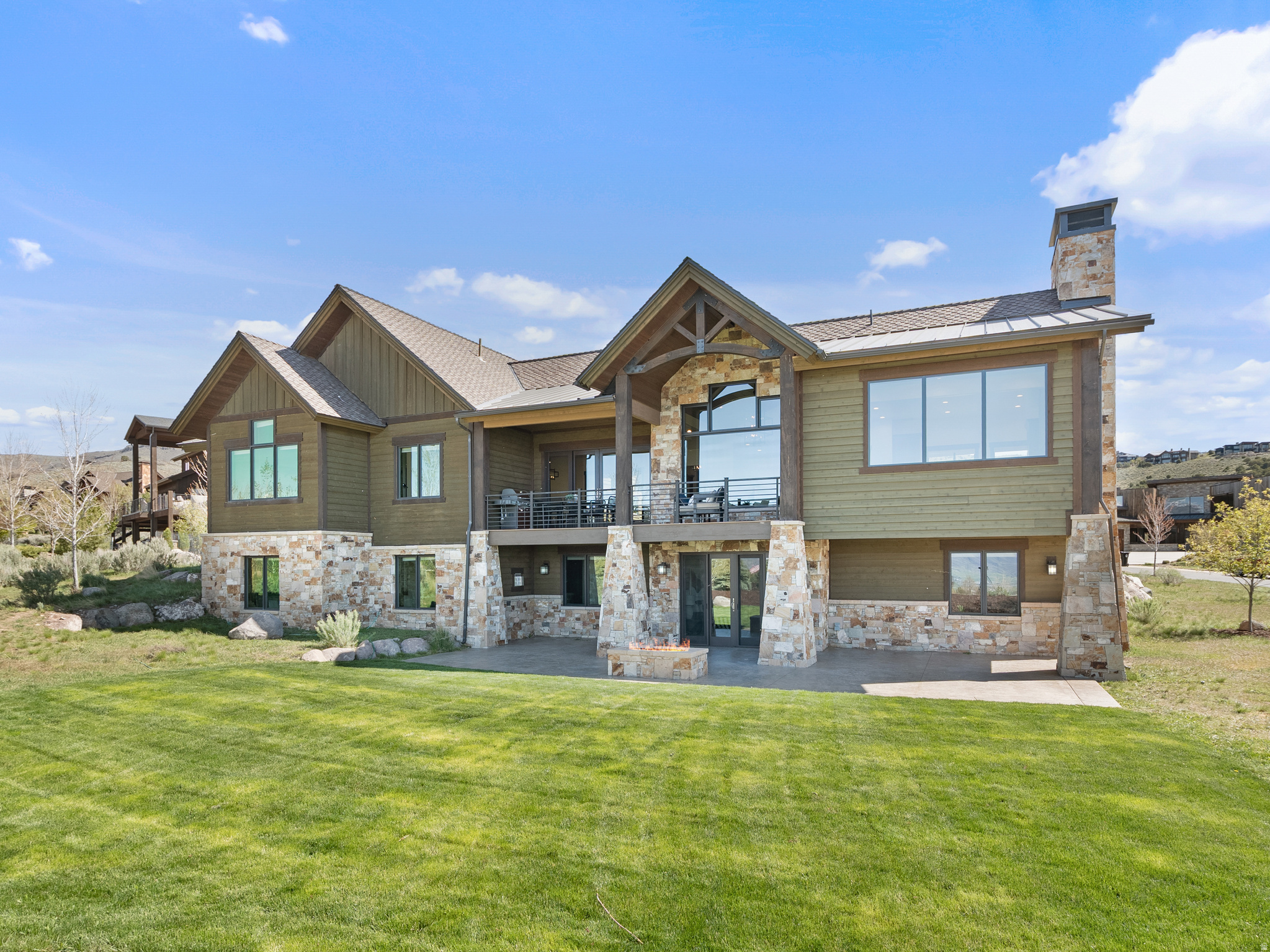 main property photo 4