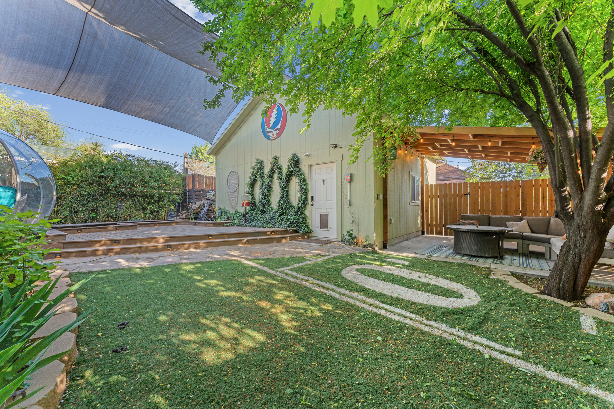 main property photo 32