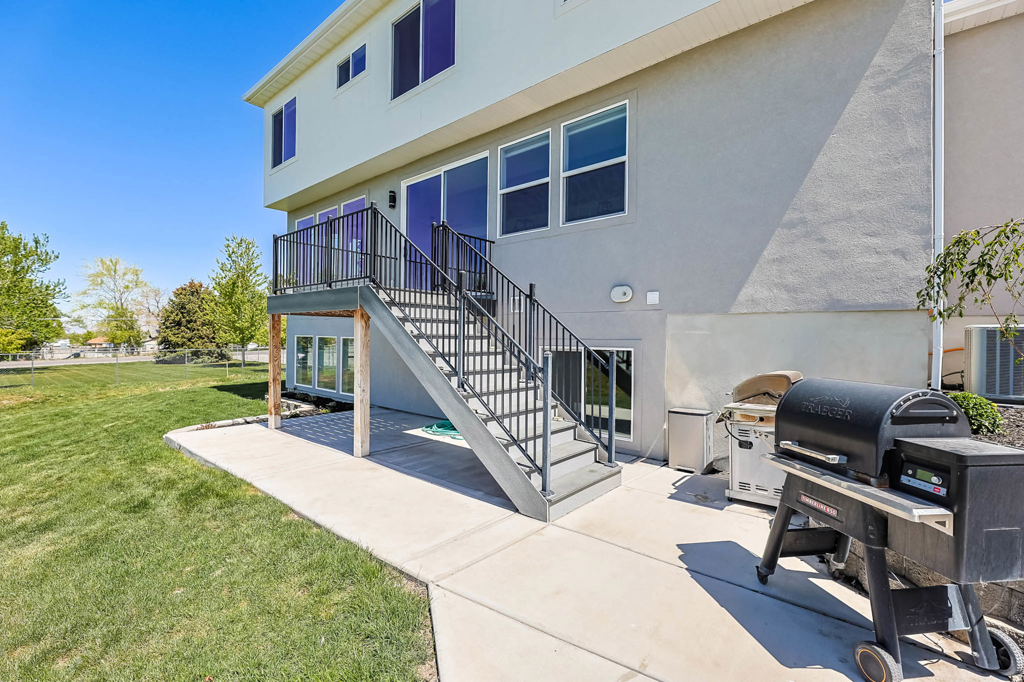 main property photo 49