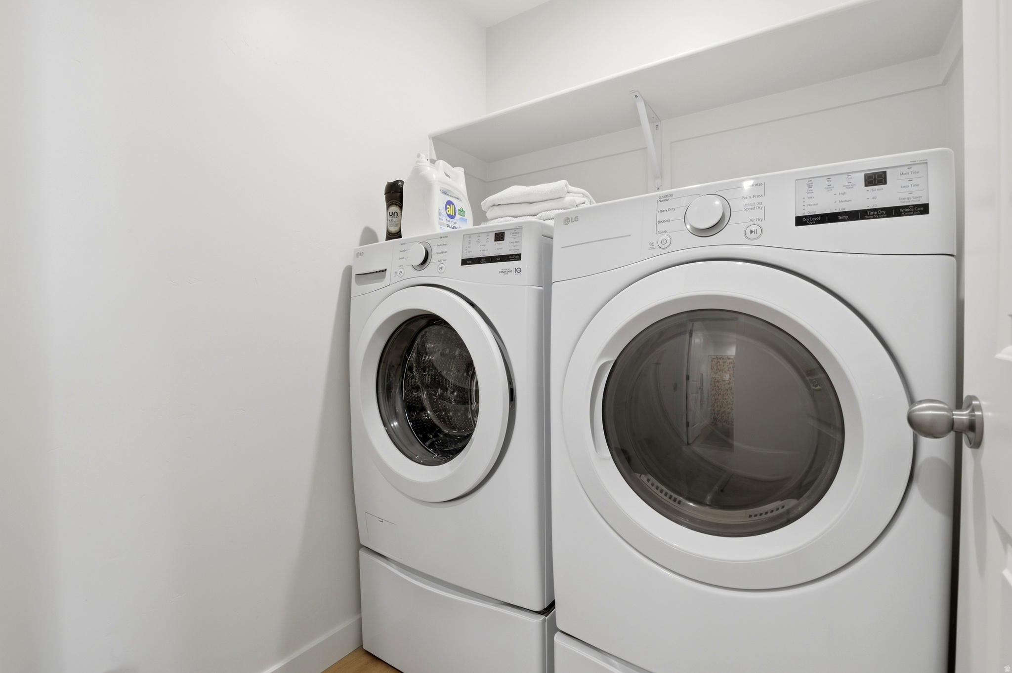 main property photo 19