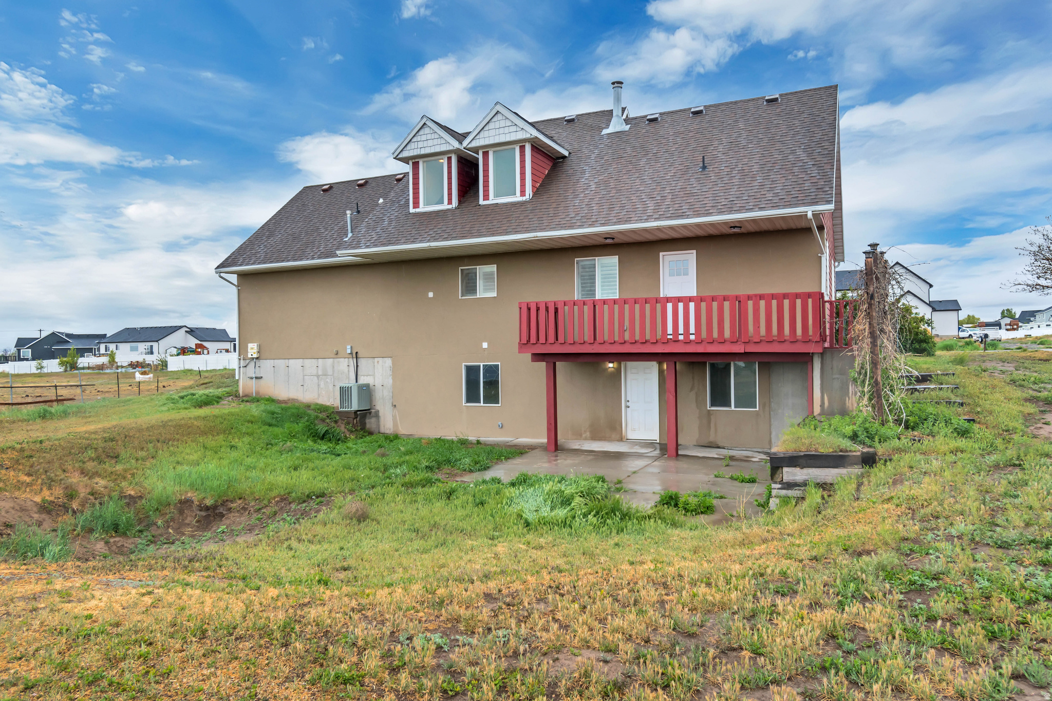 main property photo 32