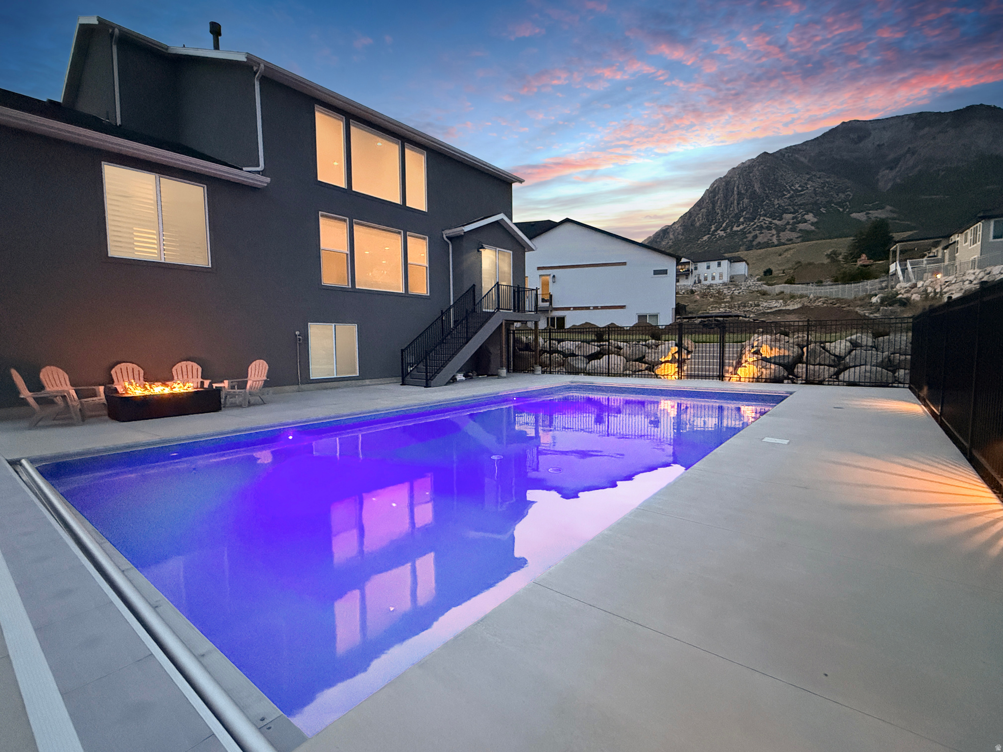 main property photo 59