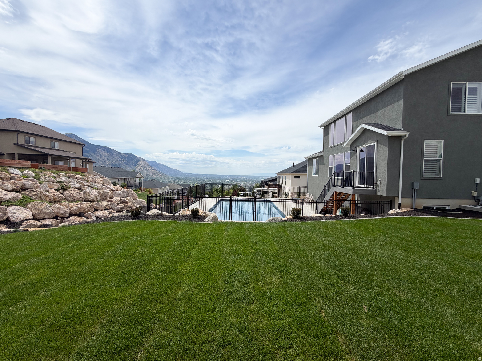 main property photo 60