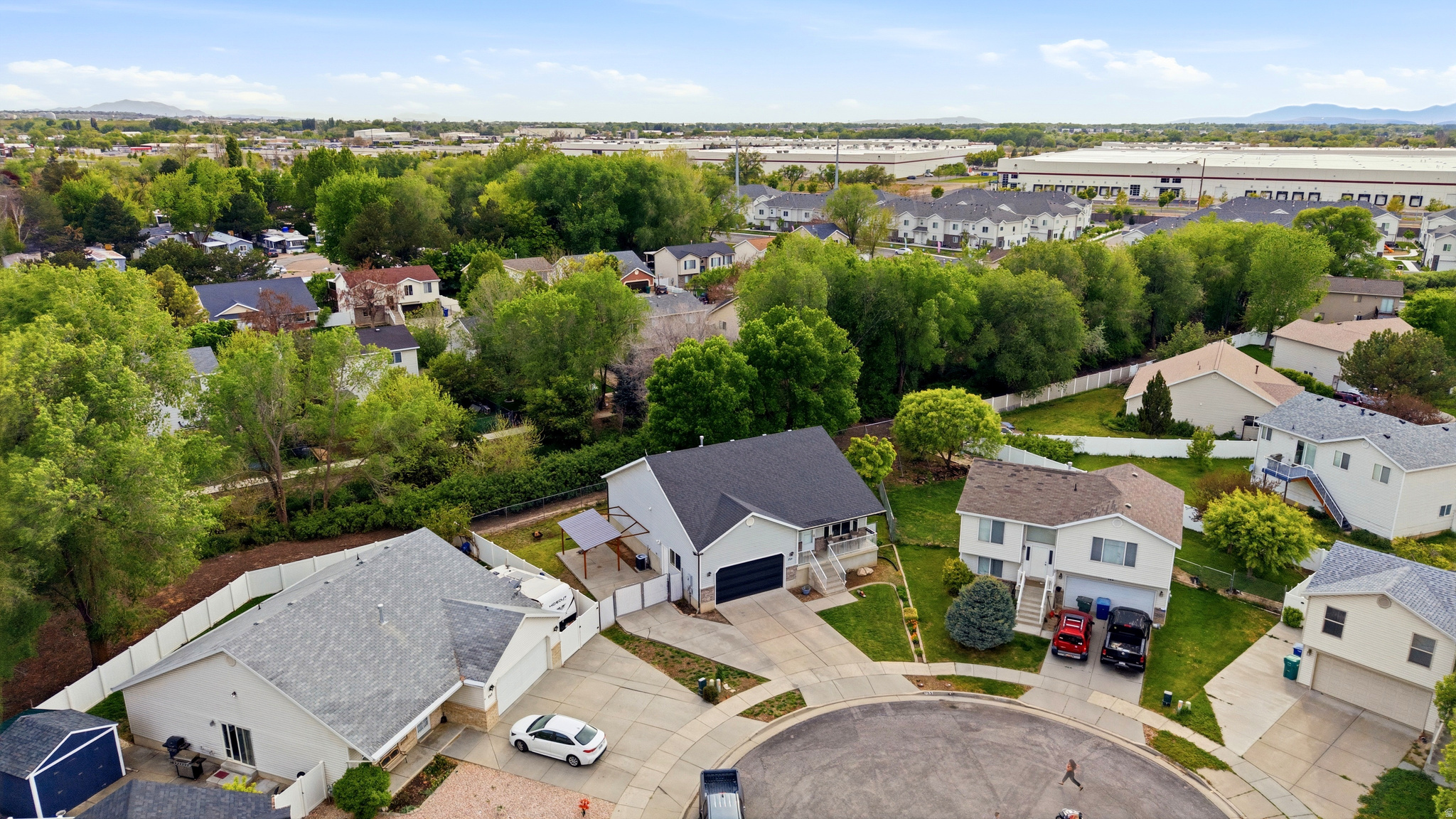 main property photo 42