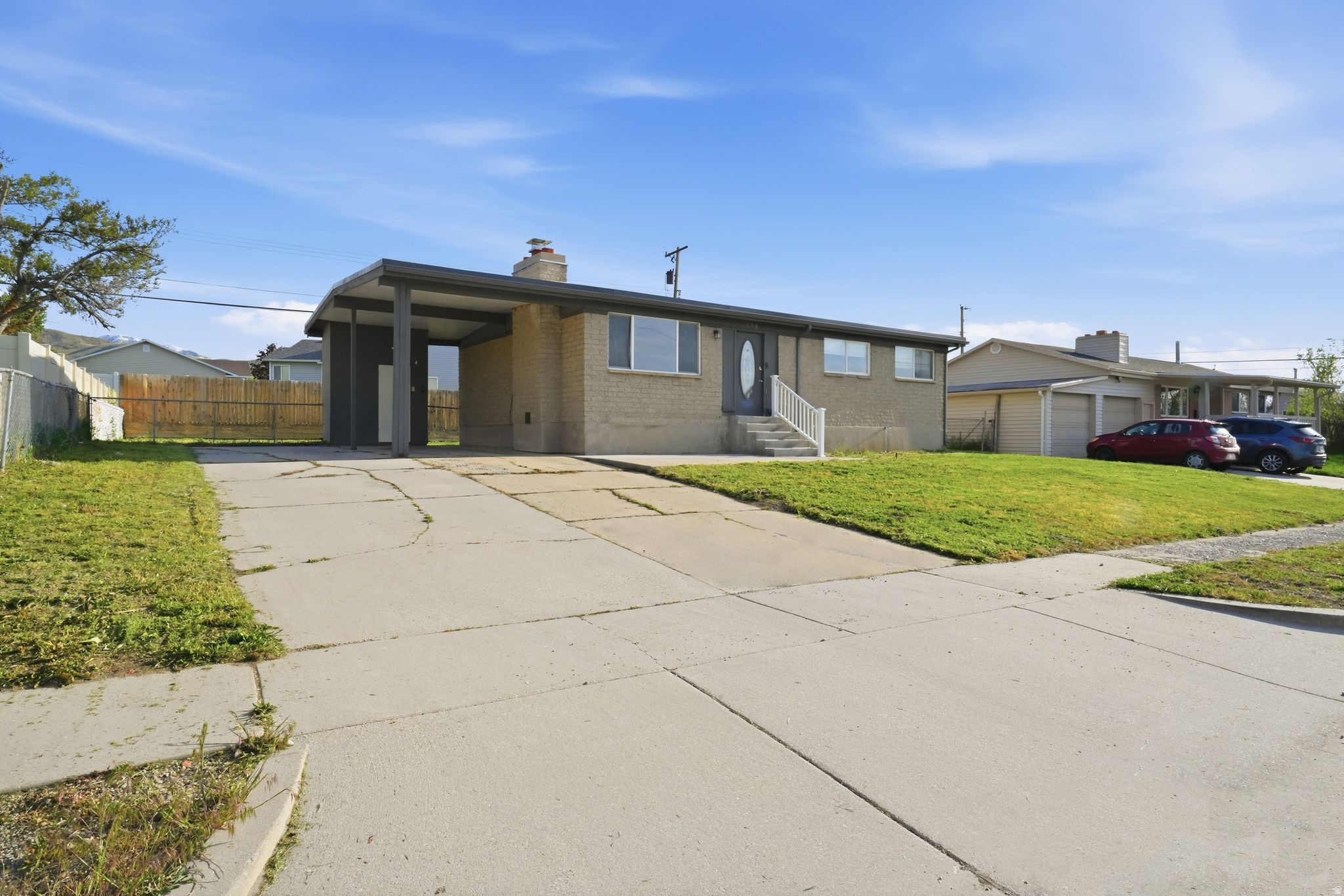 main property photo 17