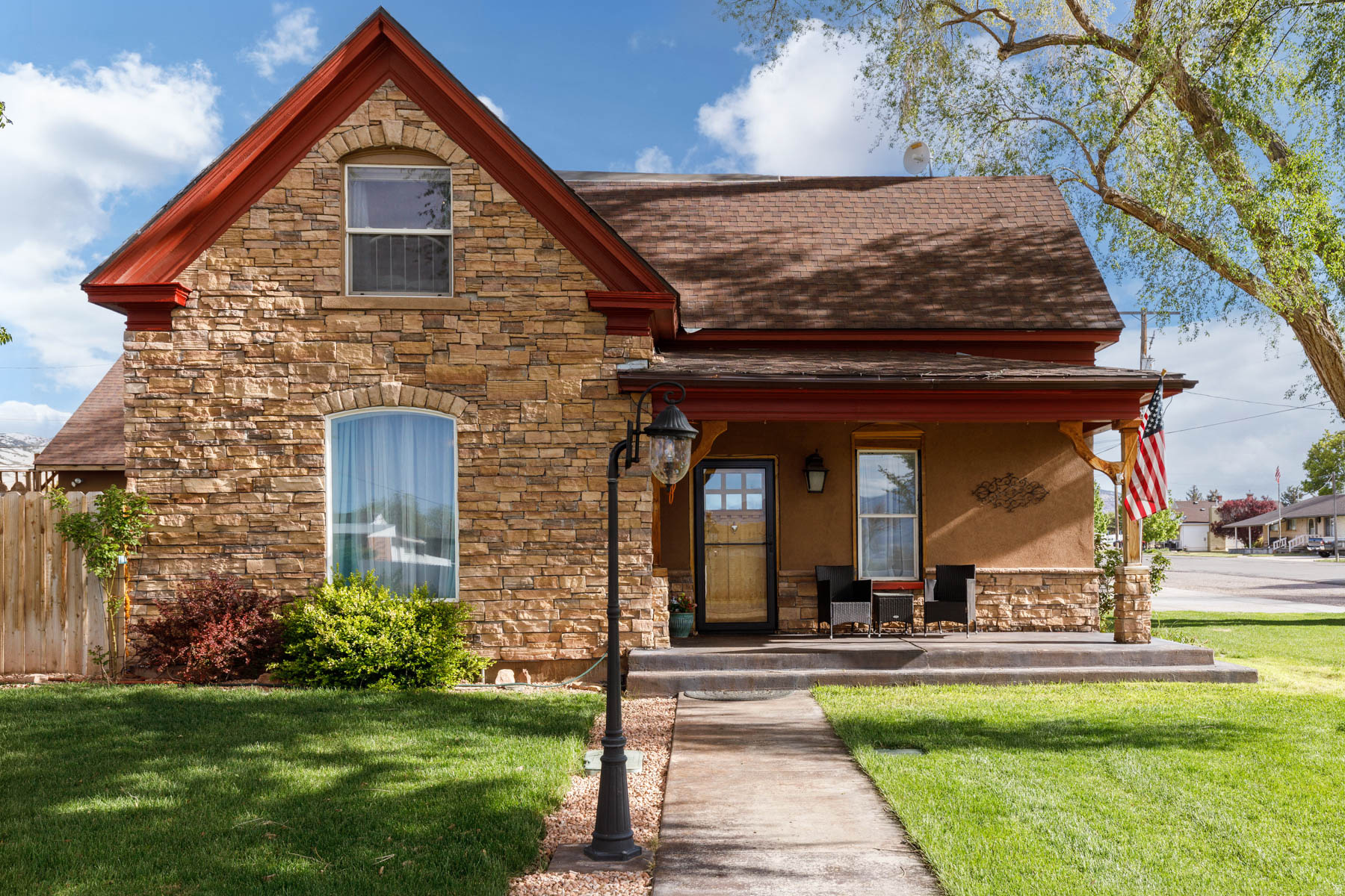 main property photo 2