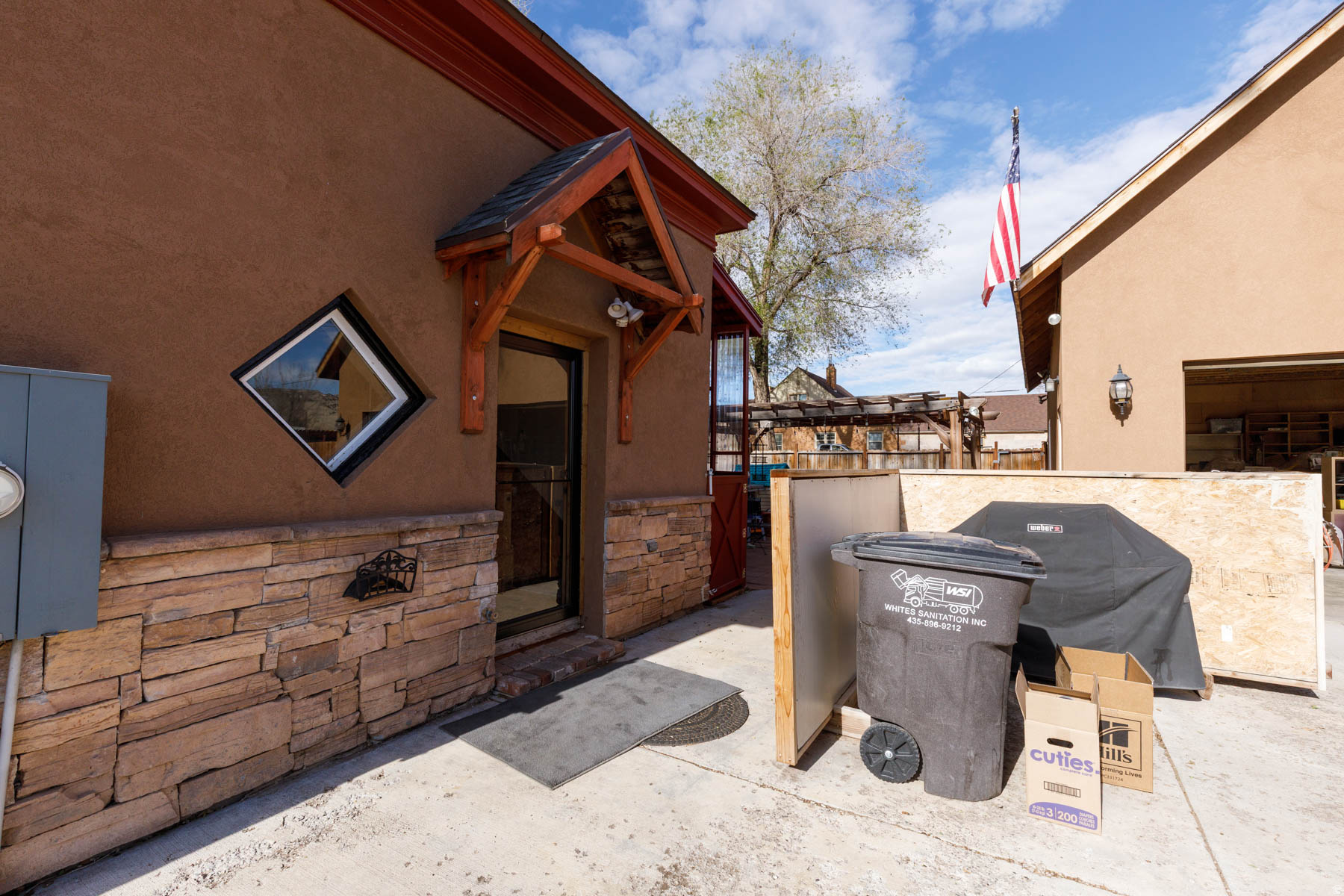 main property photo 46