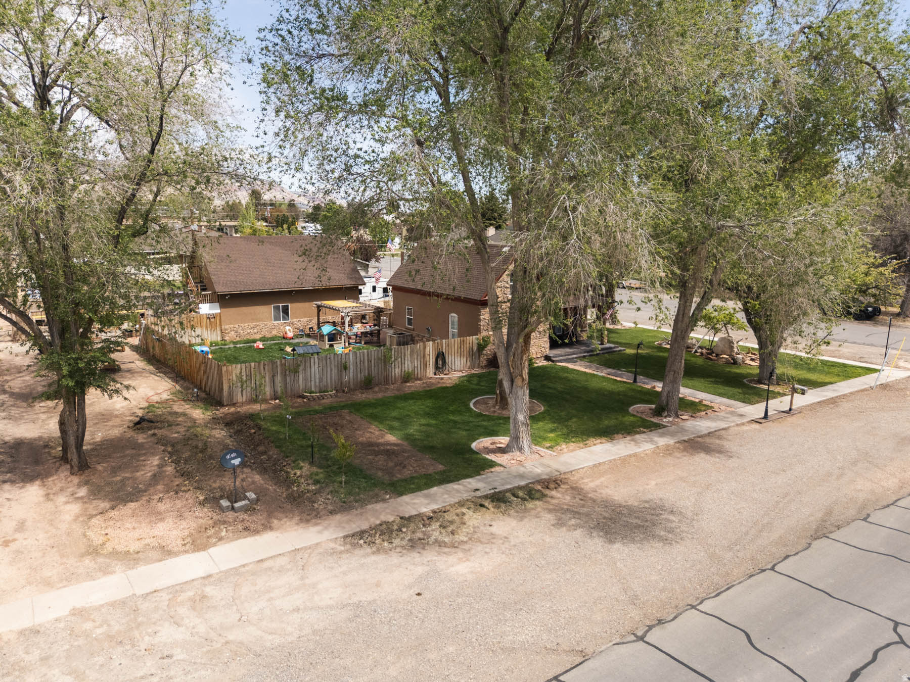 main property photo 61