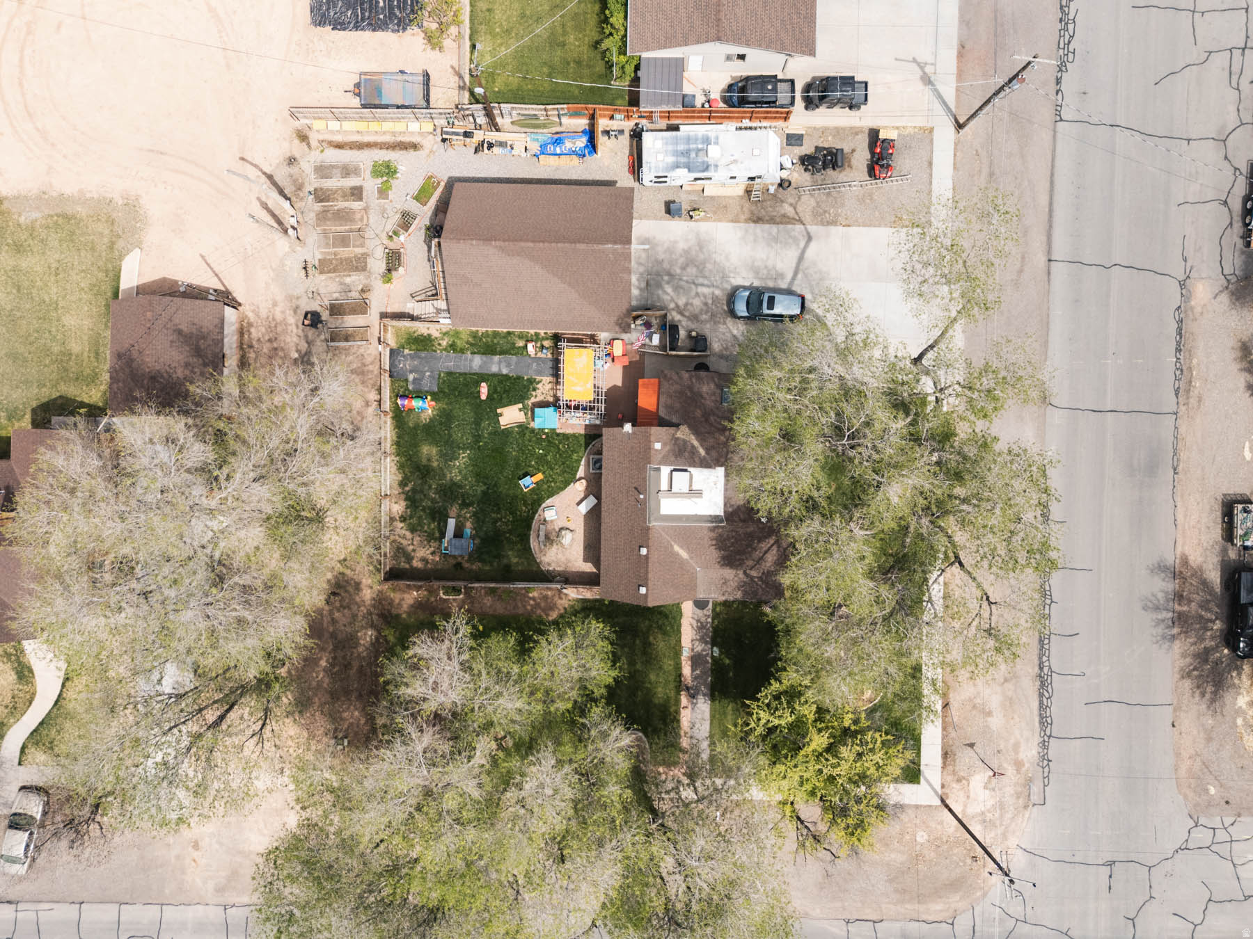main property photo 70