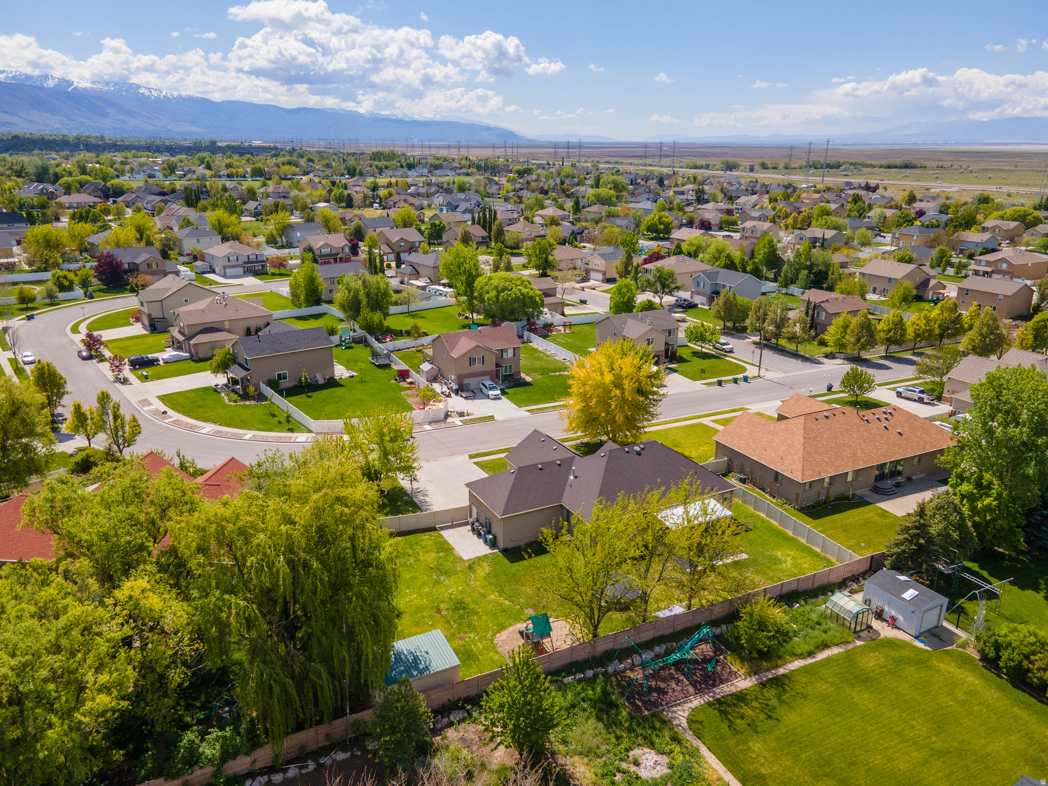 main property photo 46