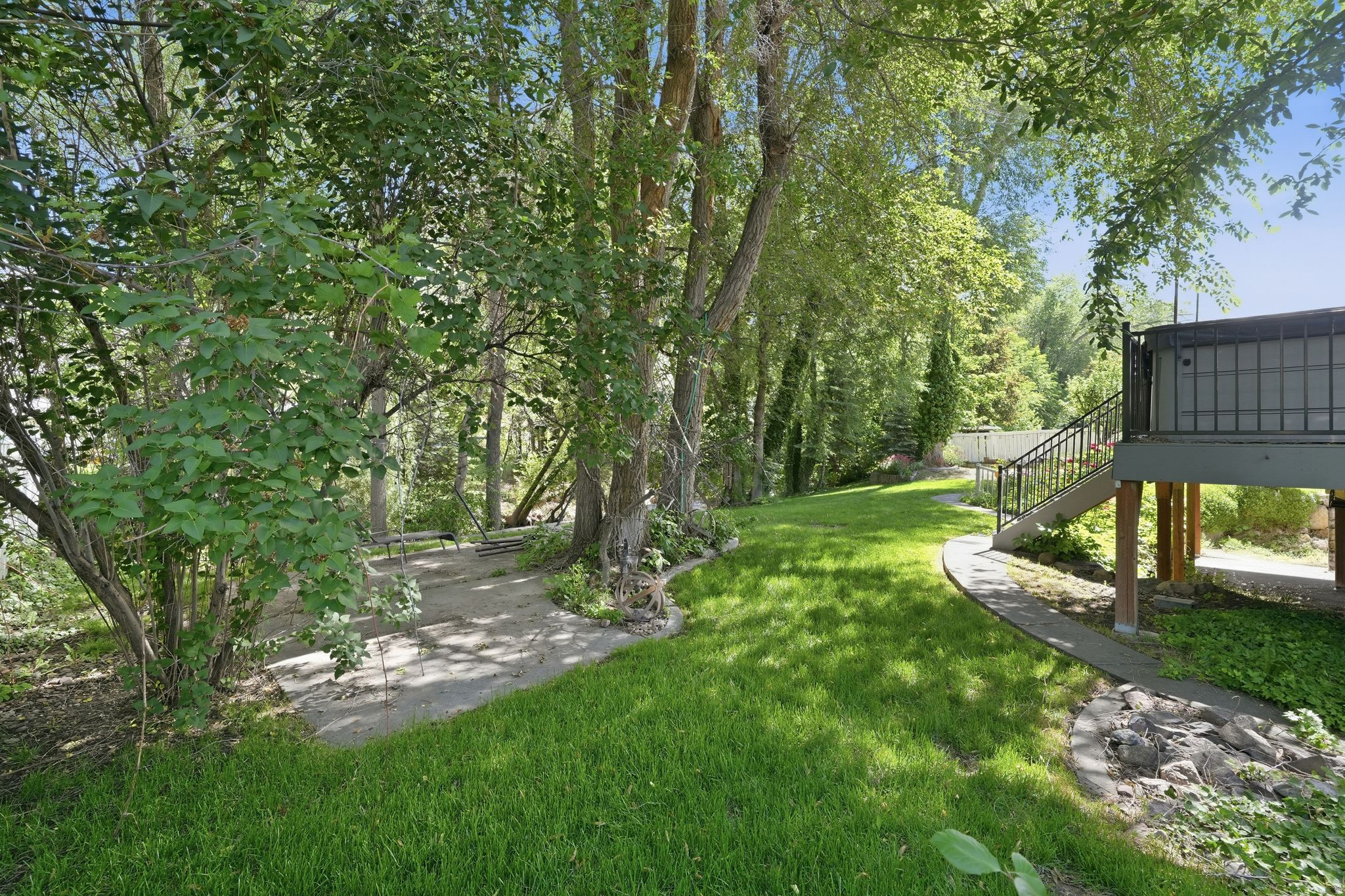 main property photo 48
