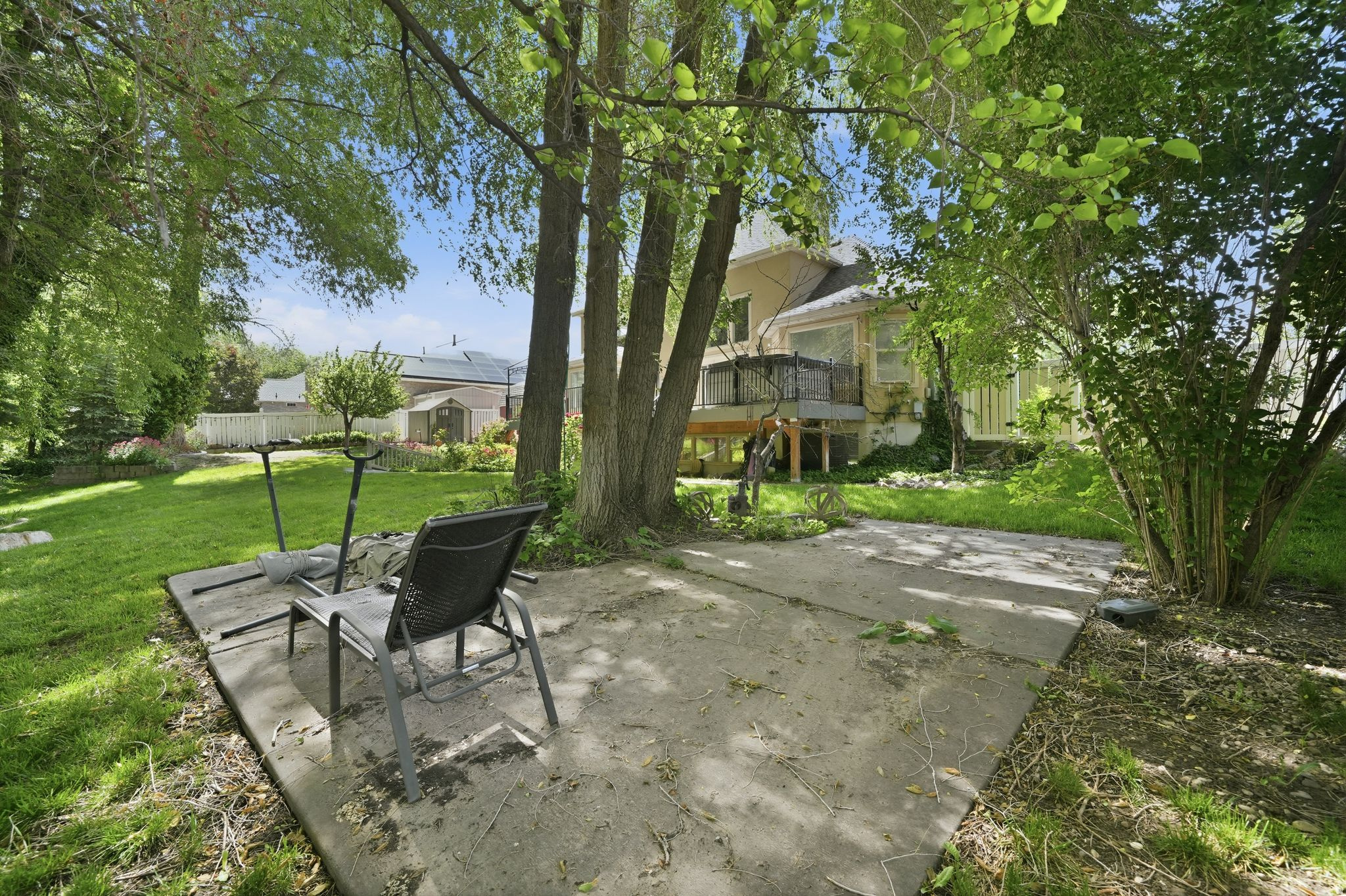 main property photo 50