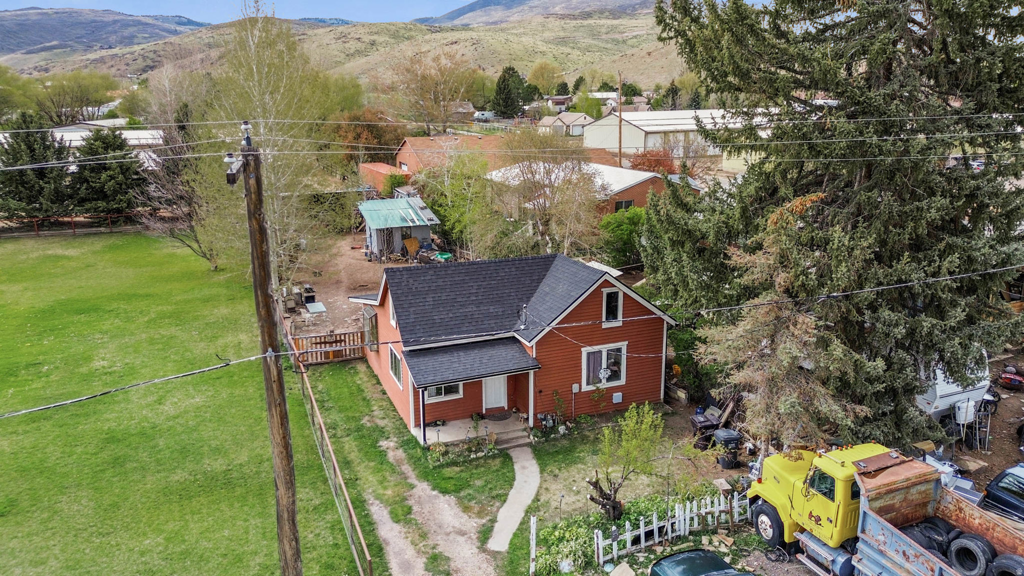 main property photo 11