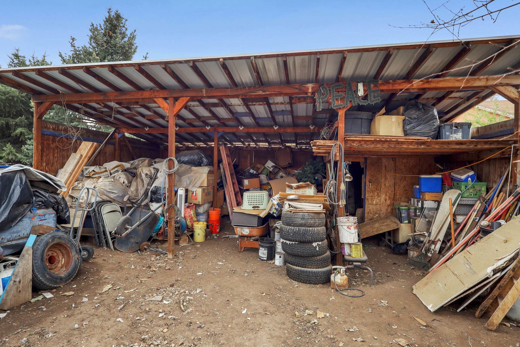 main property photo 9