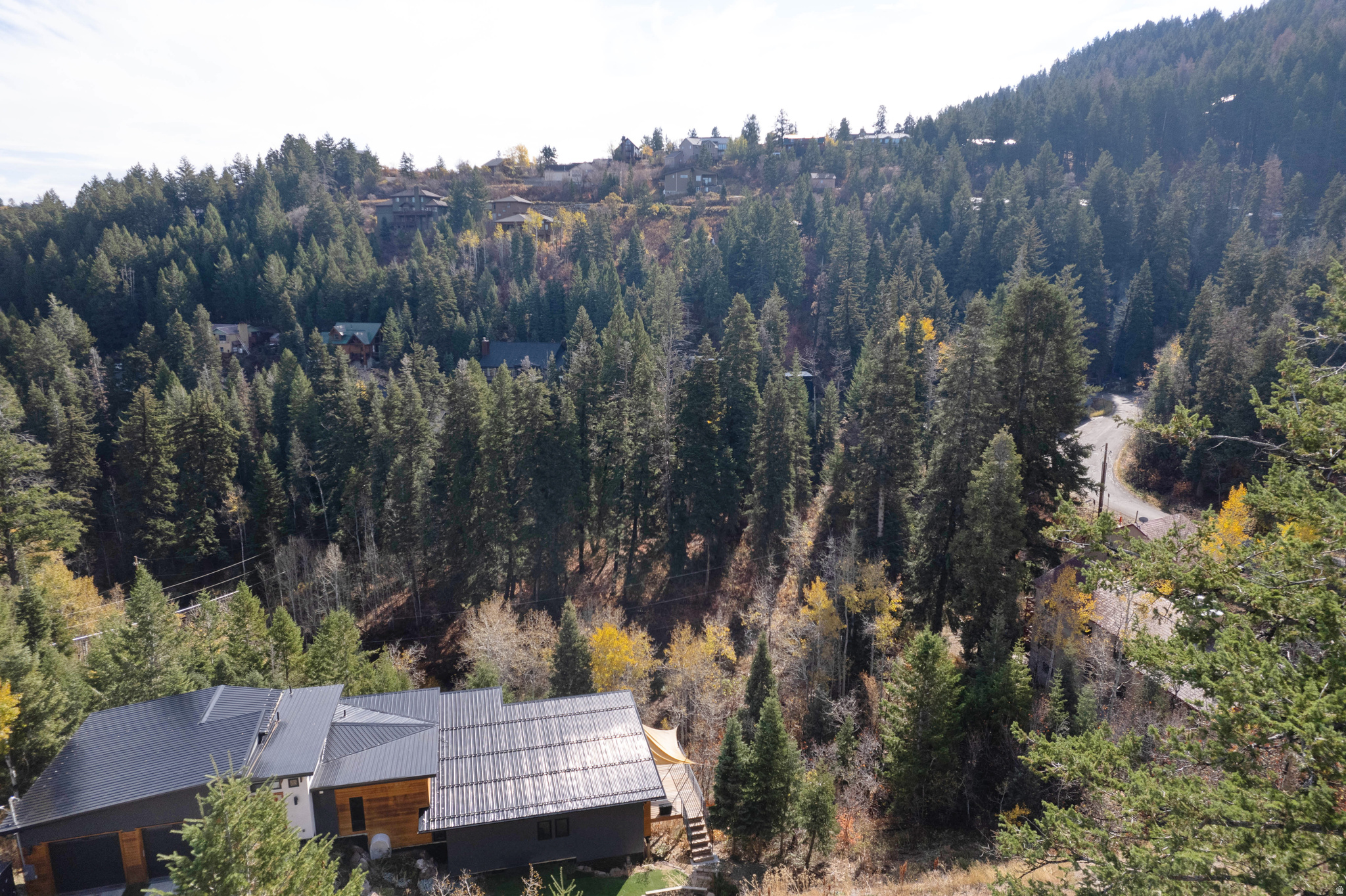 main property photo 19