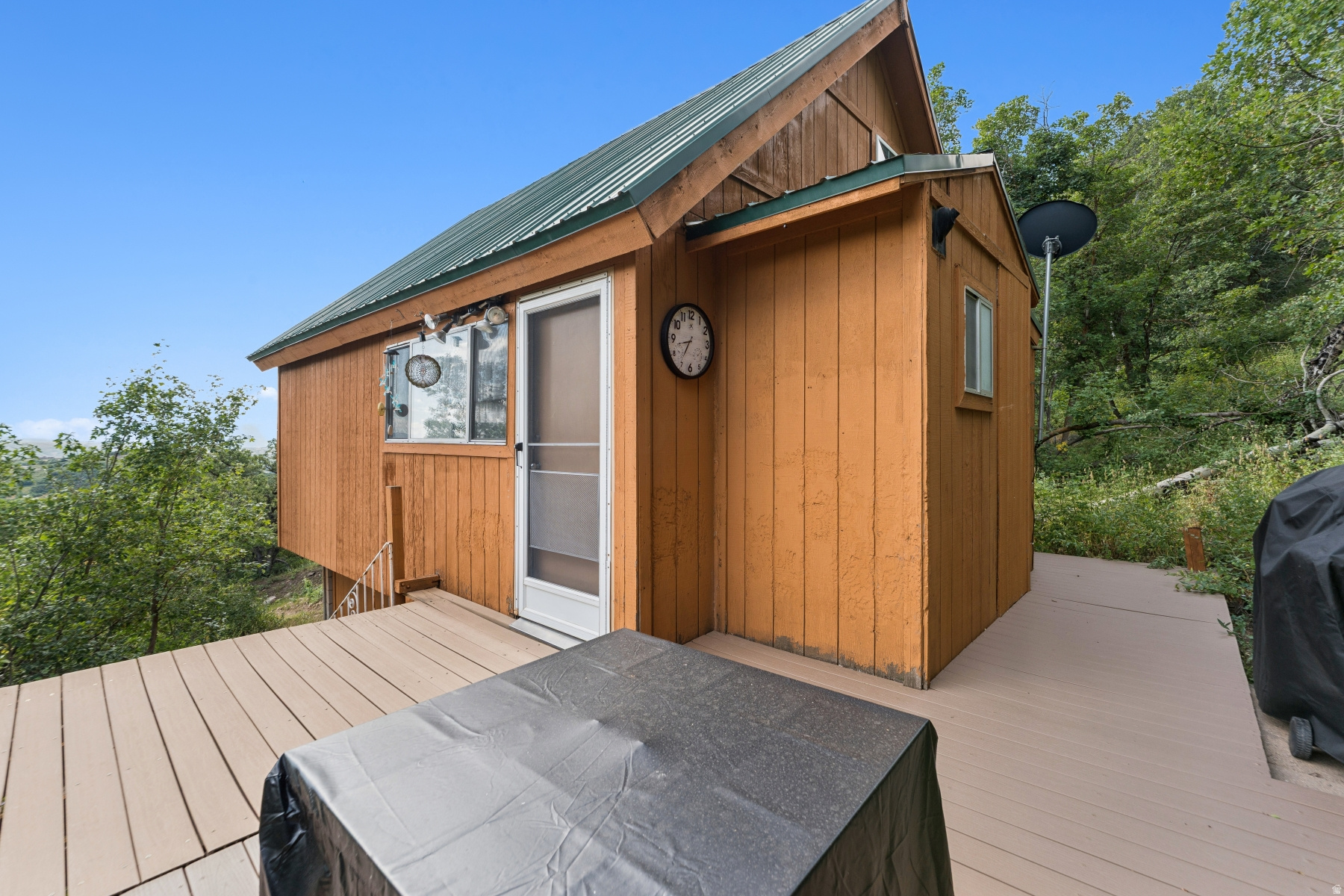 main property photo 30