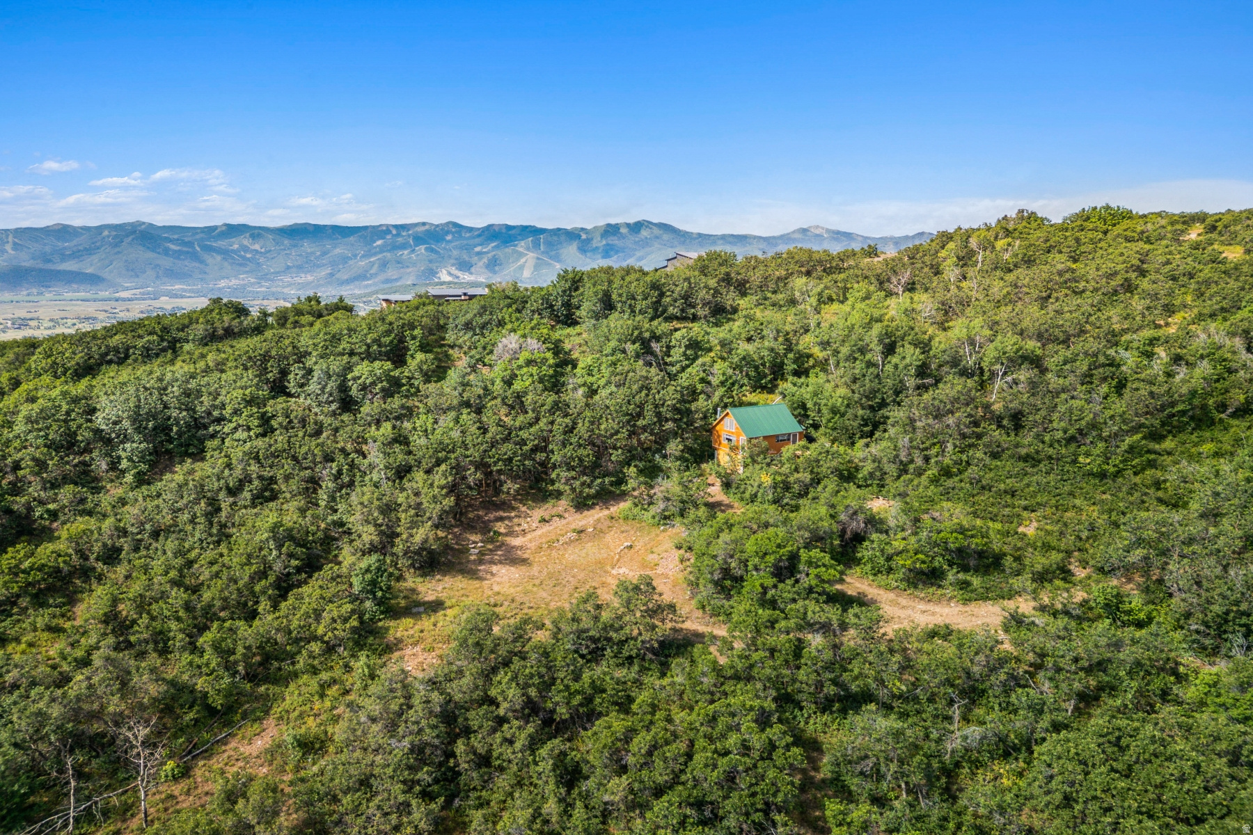 main property photo 7