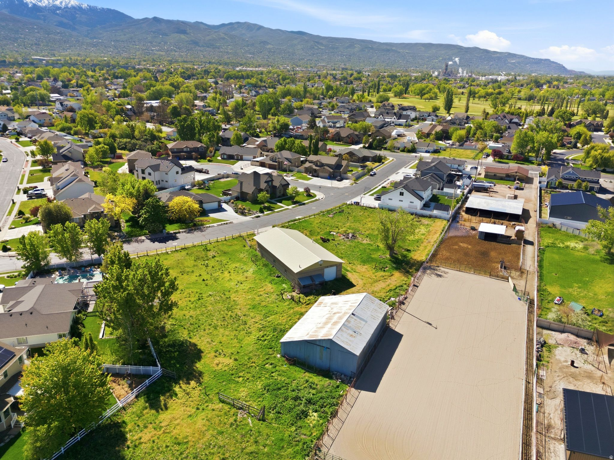 main property photo 6