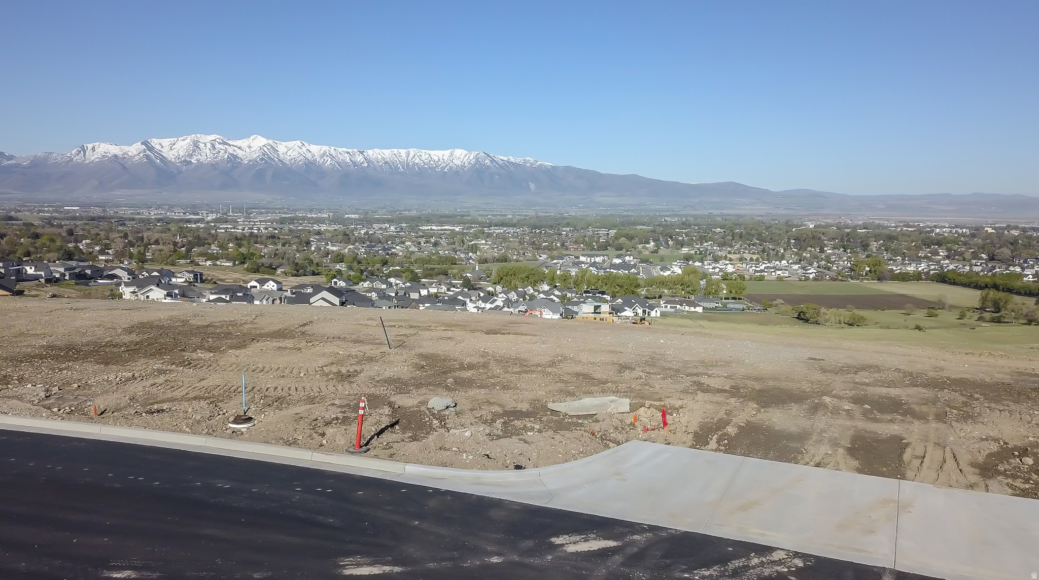 main property photo 5