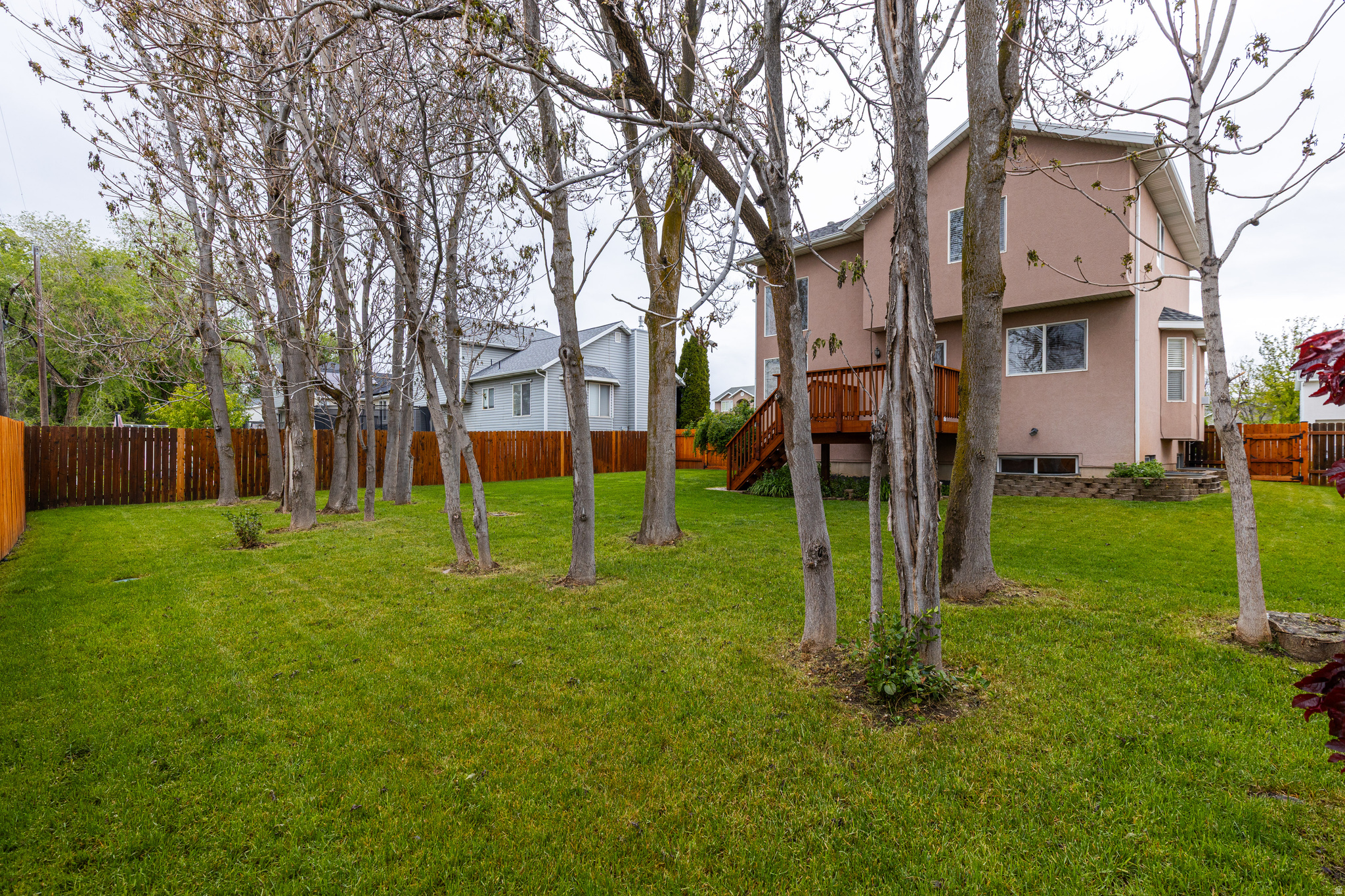 main property photo 32