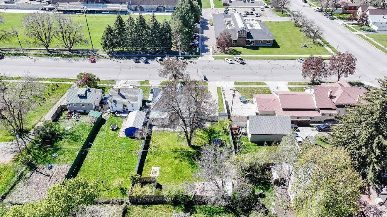 main property photo 31