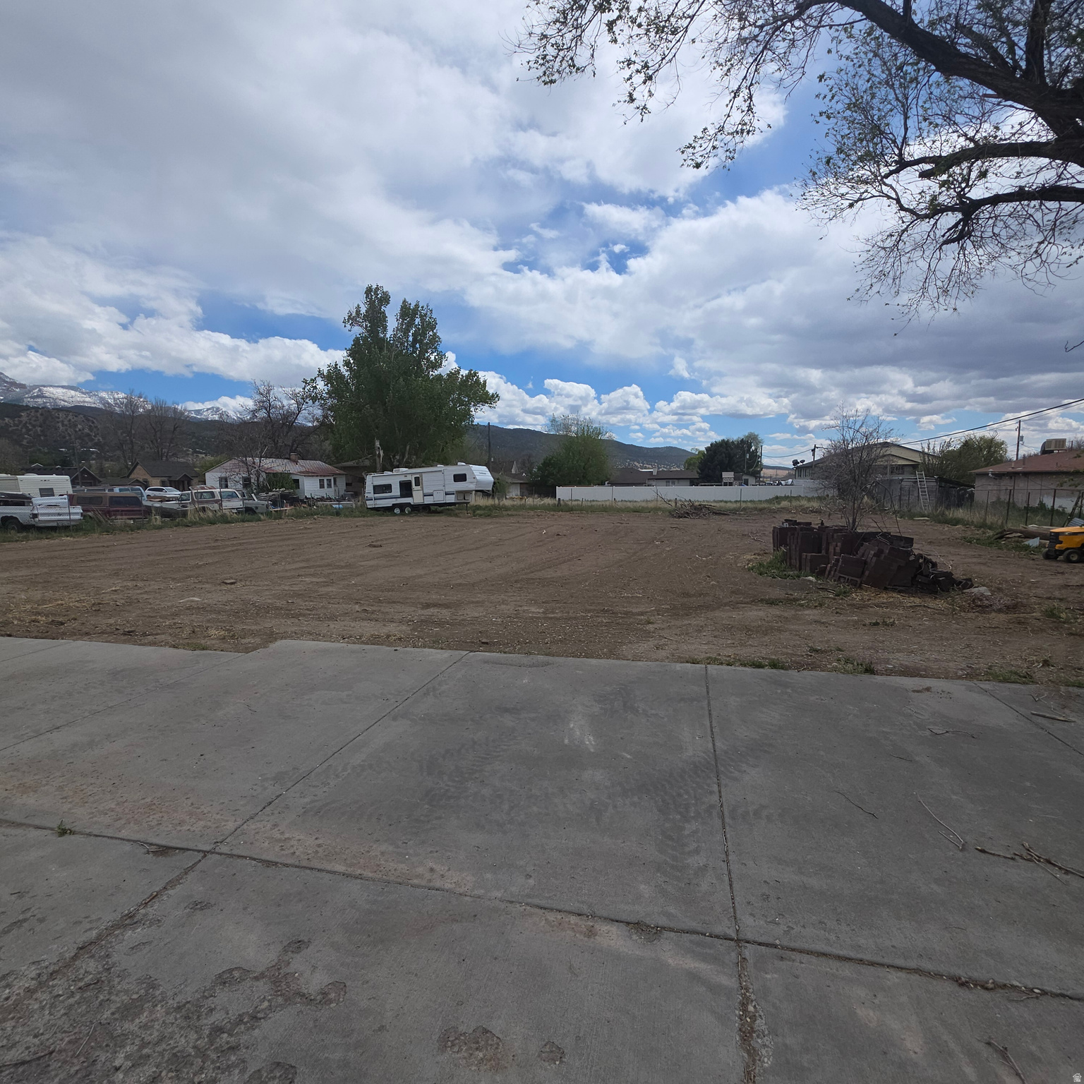 main property photo 12
