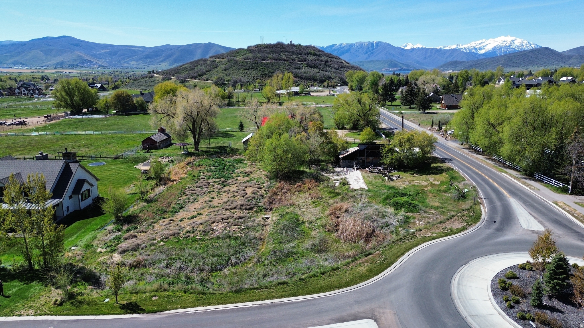 main property photo 2