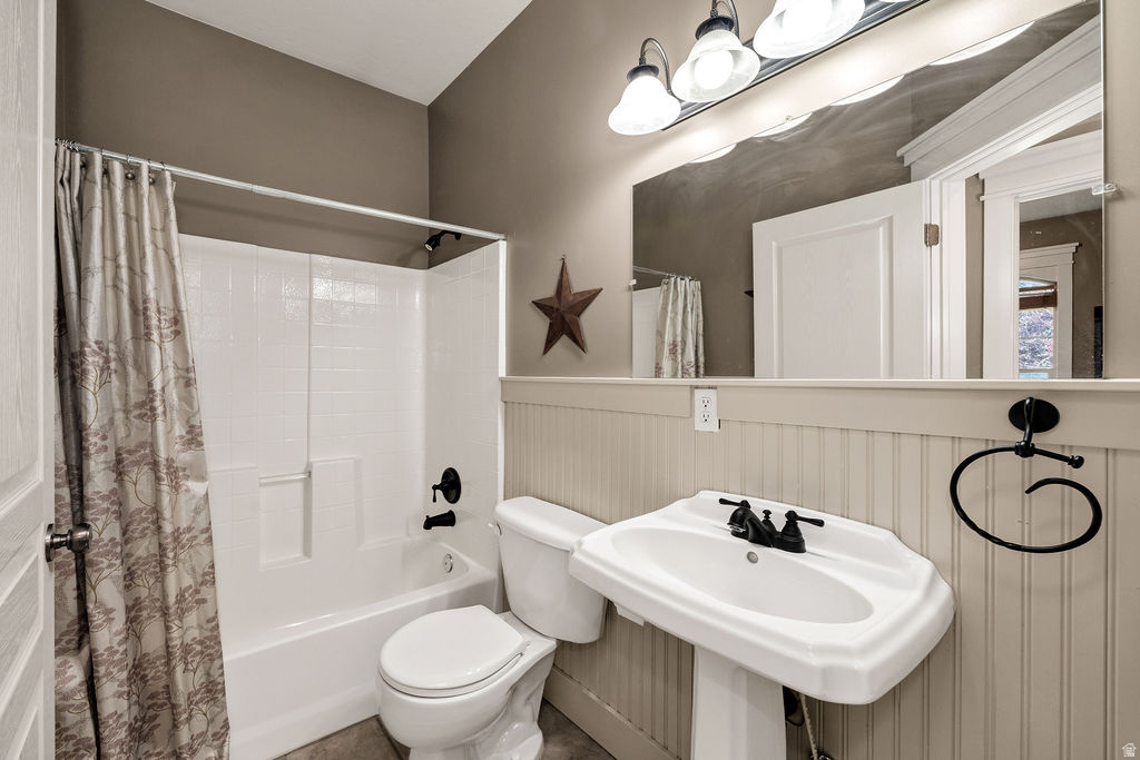 main property photo 20