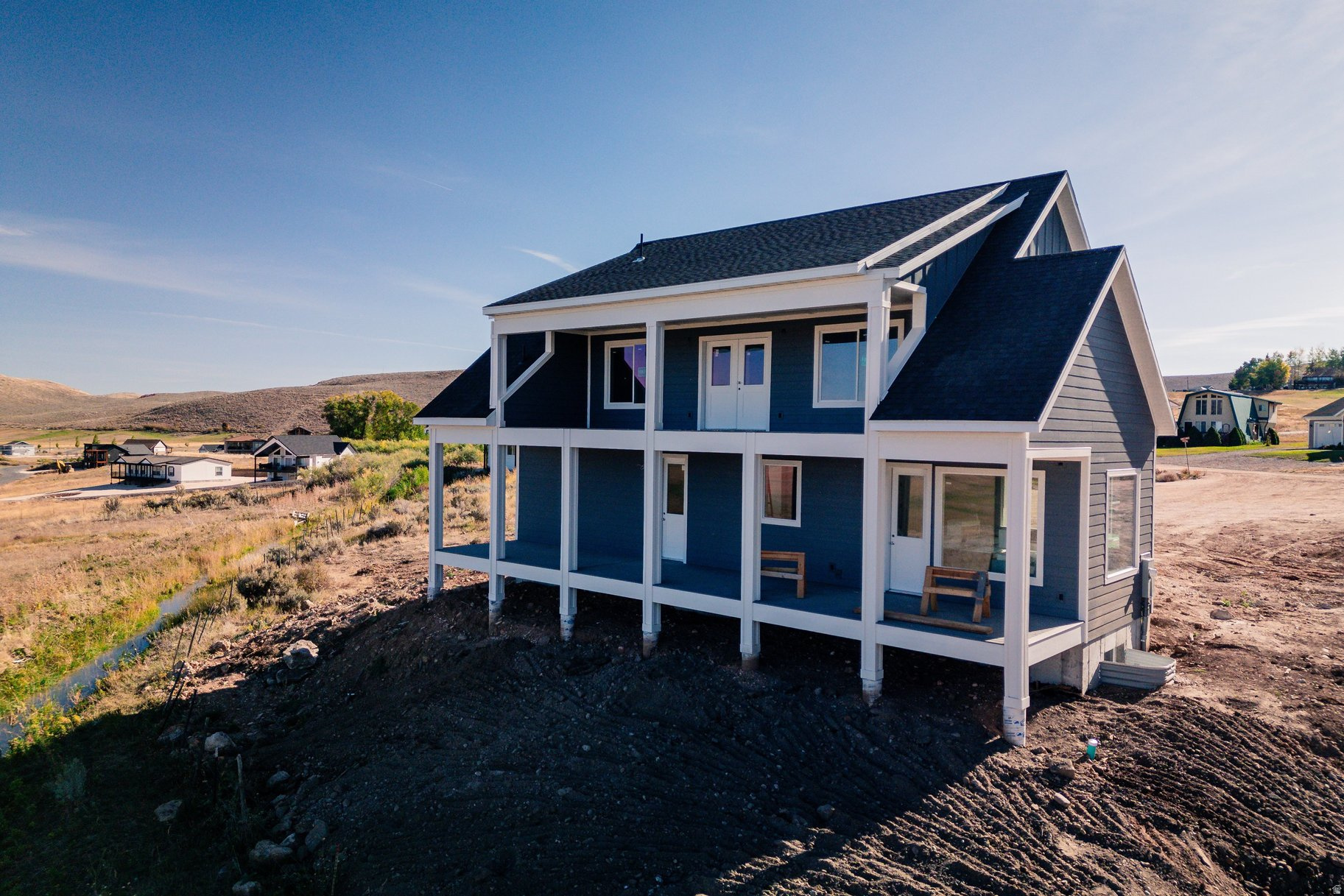 main property photo 2