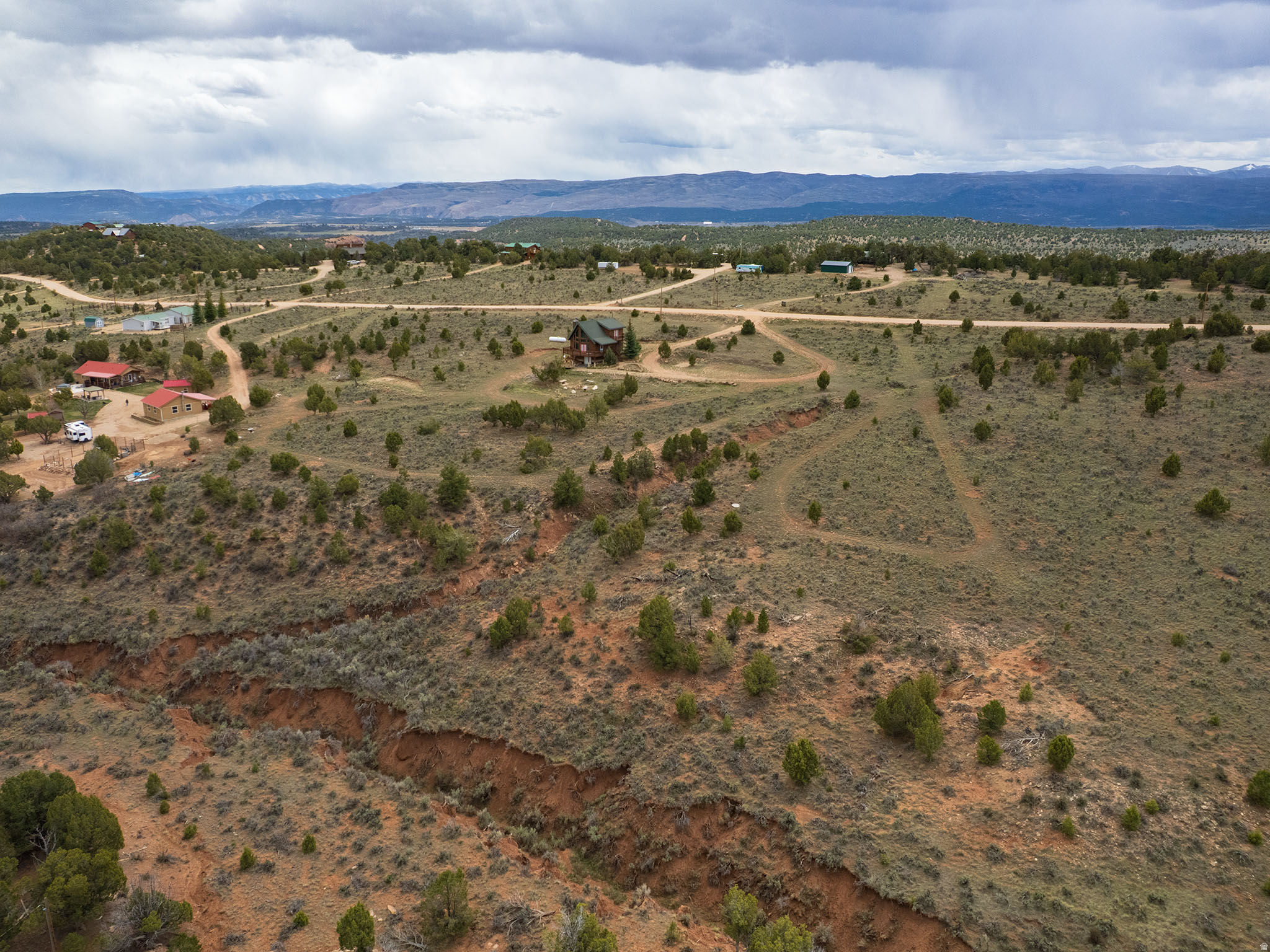 main property photo 40