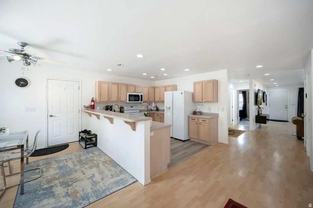 main property photo 17