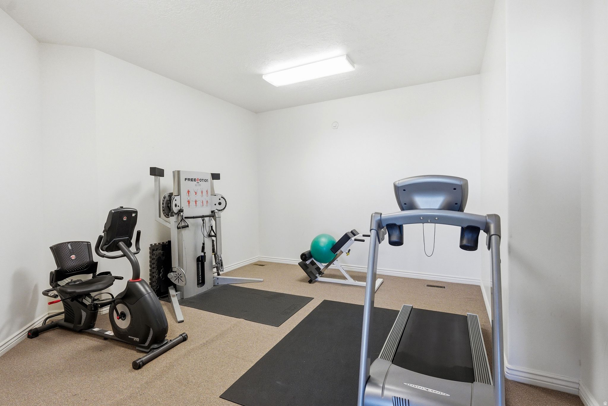 main property photo 70