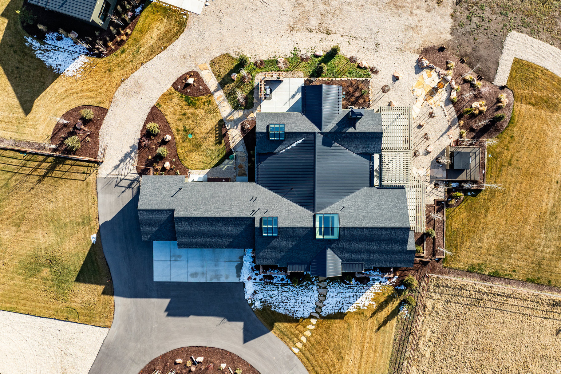 main property photo 75