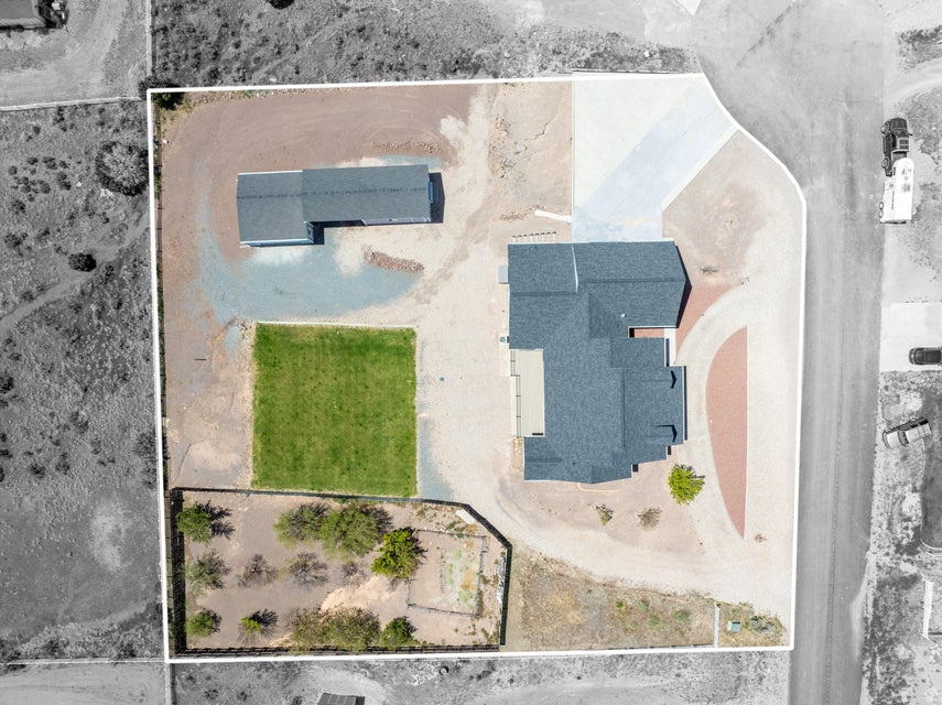main property photo 76