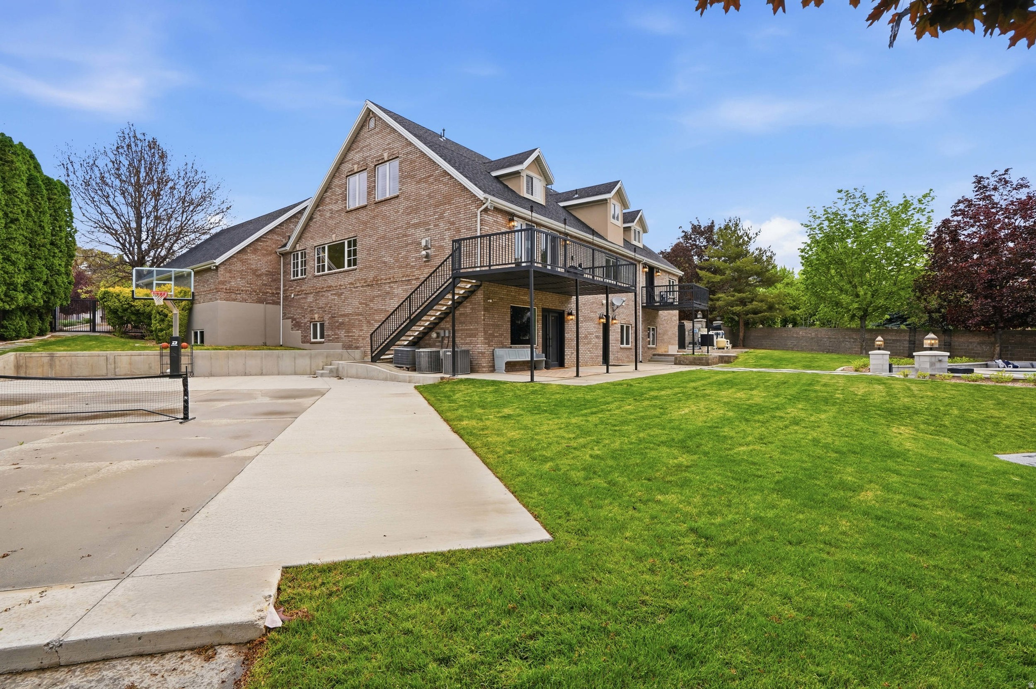 main property photo 60