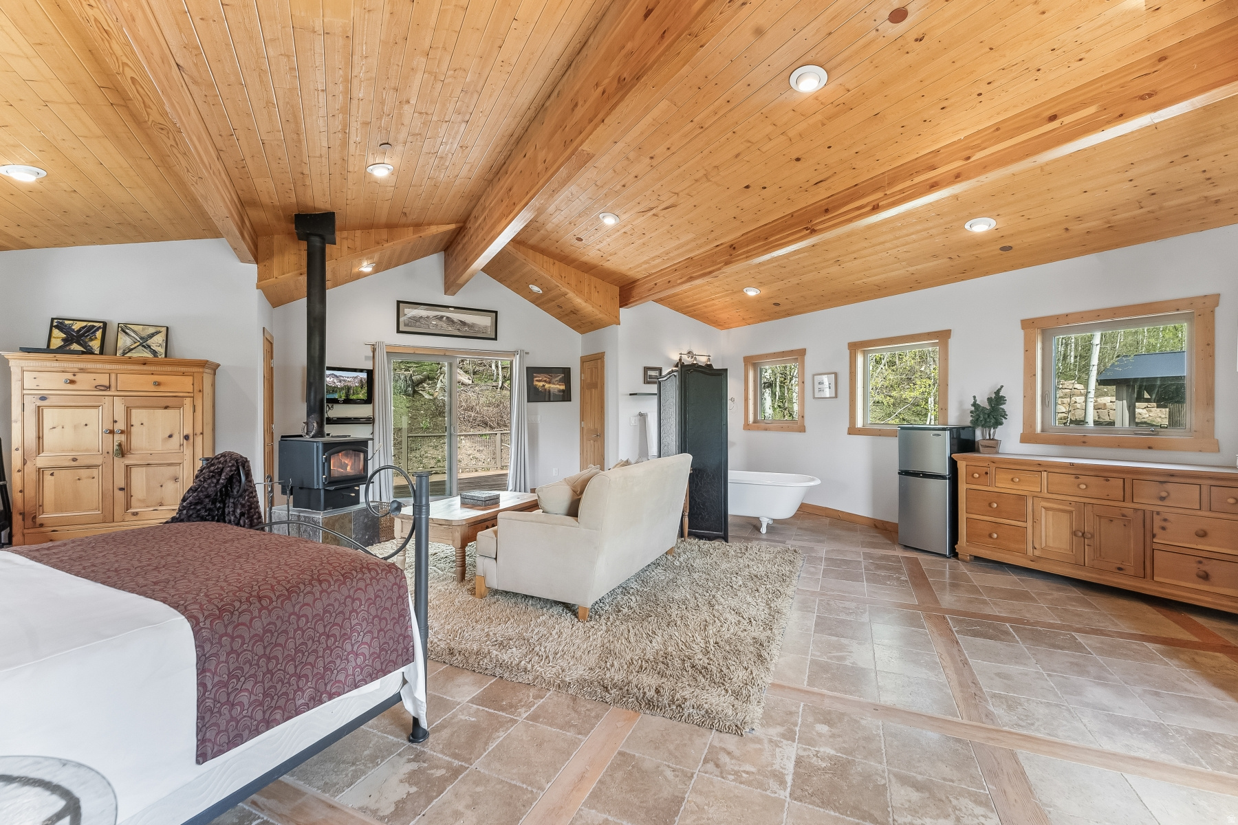 main property photo 59